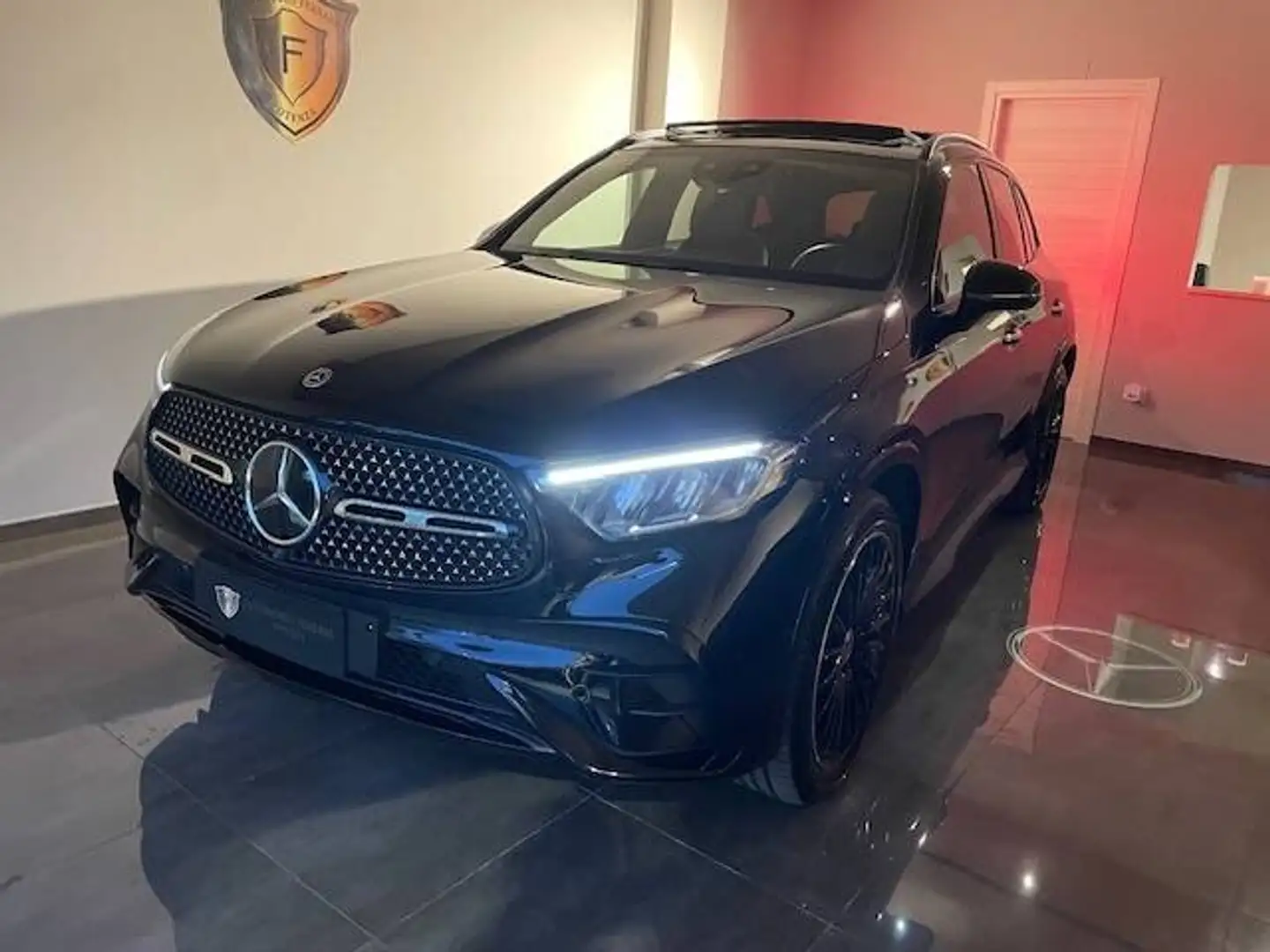 Mercedes-Benz 220 d AMG Premium 4matic auto Noir - 1
