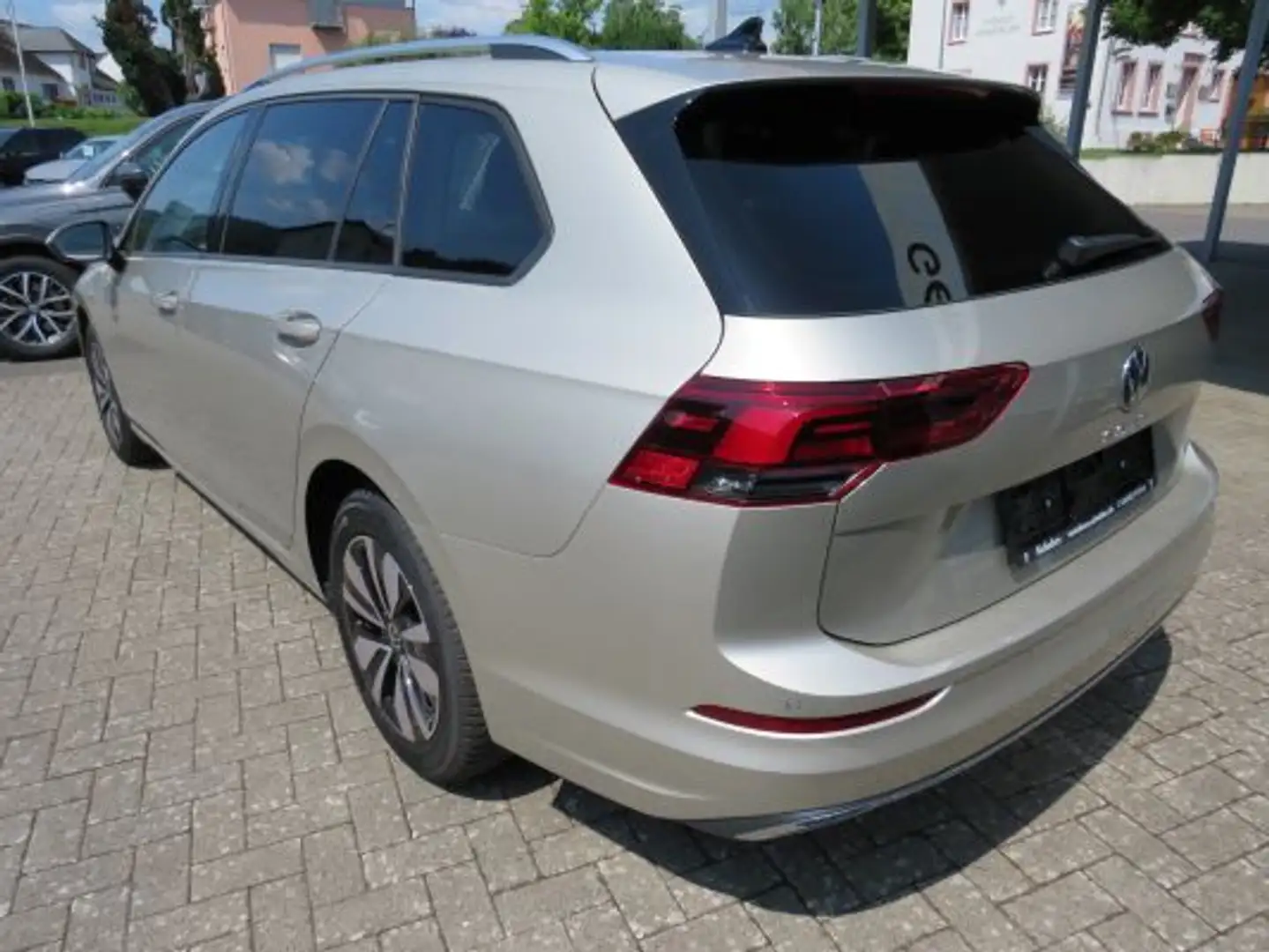 Volkswagen Golf Variant MOVE ACC,Navi,Alu,Assistenzsysteme usw. Silber - 2