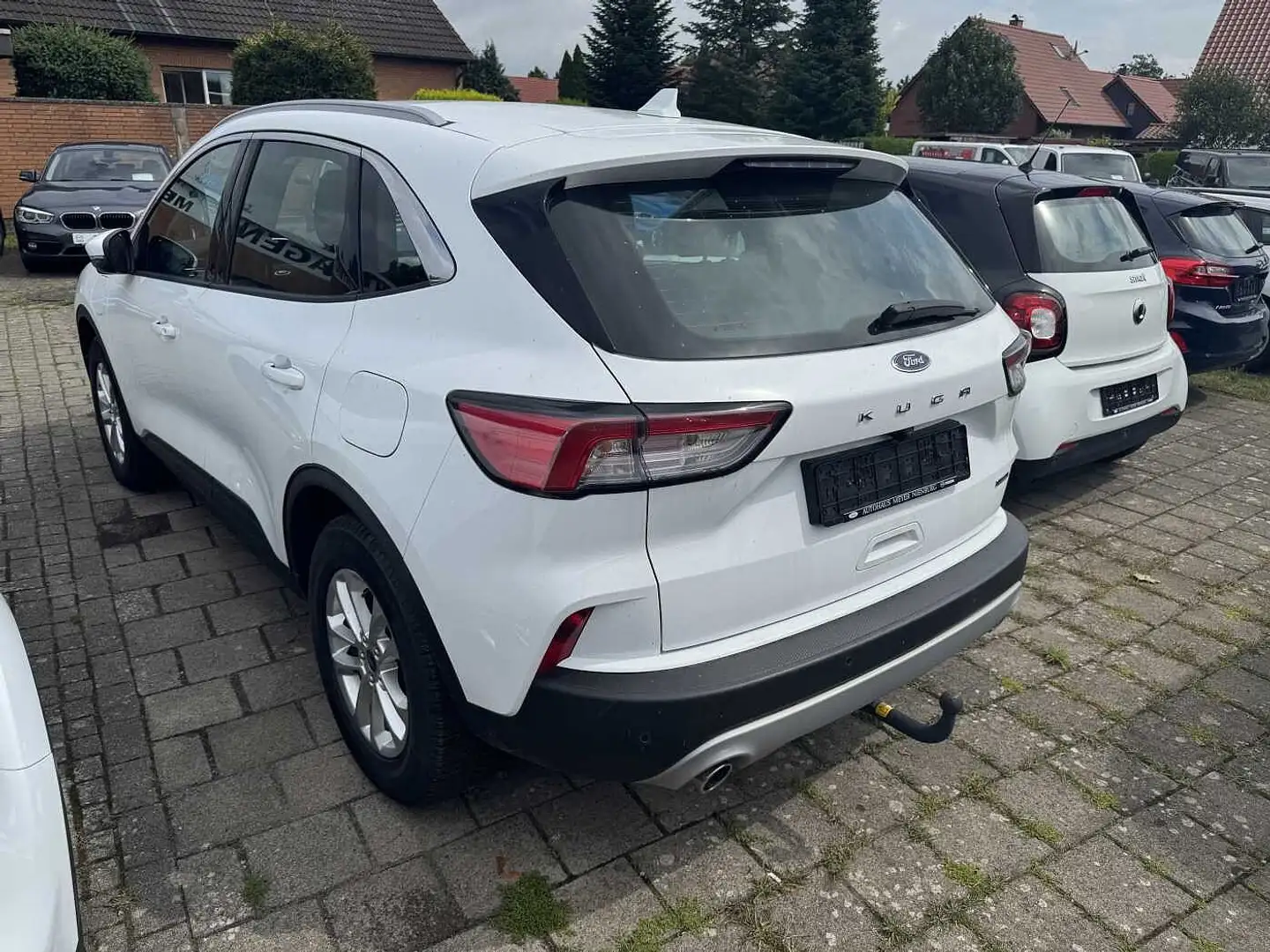 Ford Kuga Plug-in Hybrid 2.5 Duratec PHEV TITANIUM Weiß - 2