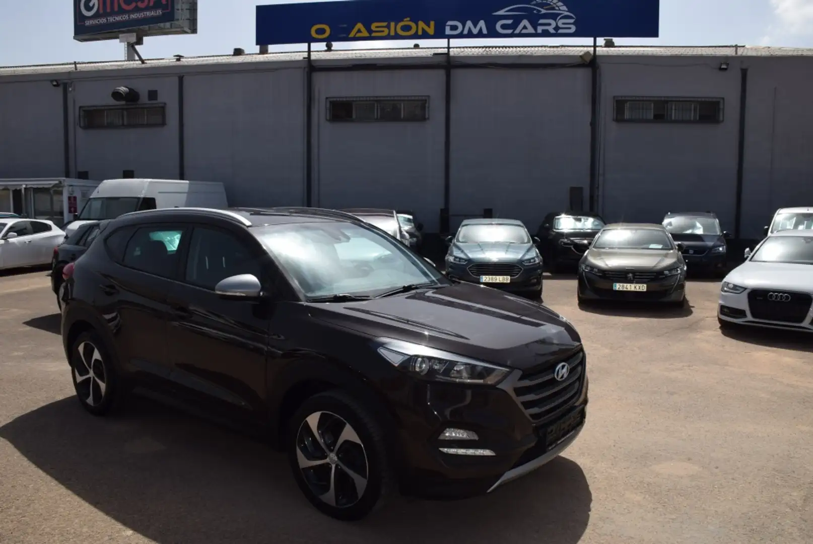 Hyundai TUCSON 1.7CRDI BD Essence 4x2 Marrone - 1