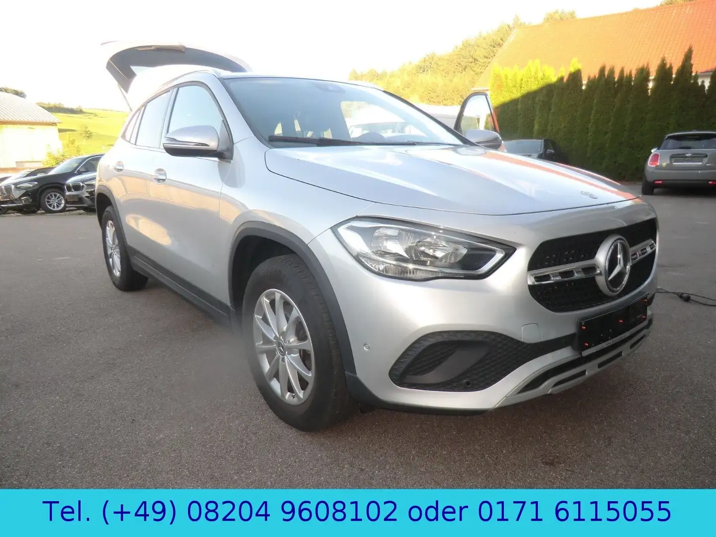 Mercedes-Benz GLA 200 d Panorama/Navi/Sommer- und Winterräder Zilver - 2