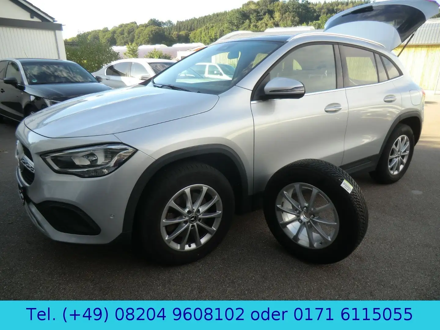 Mercedes-Benz GLA 200 d Panorama/Navi/Sommer- und Winterräder Zilver - 1