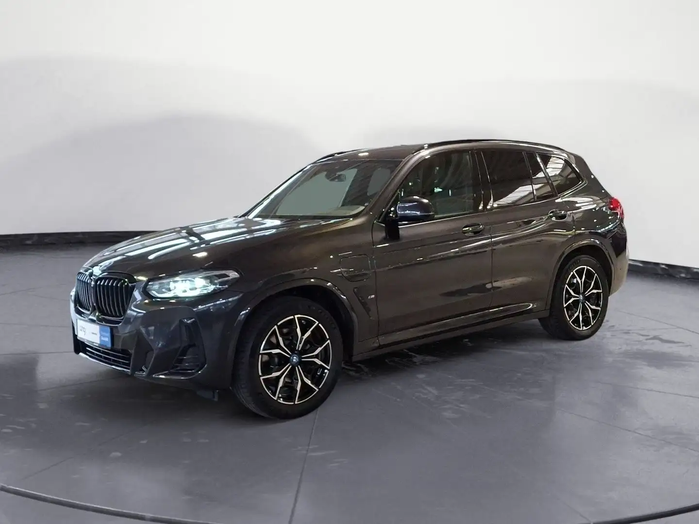 BMW X3 xDrive30e M Sport AHK Navigation Sonnenschutz Grau - 2
