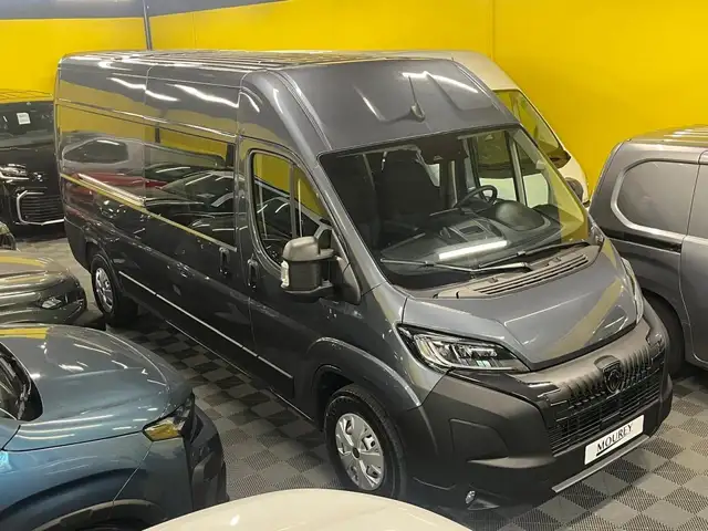 Peugeot Boxer view 26