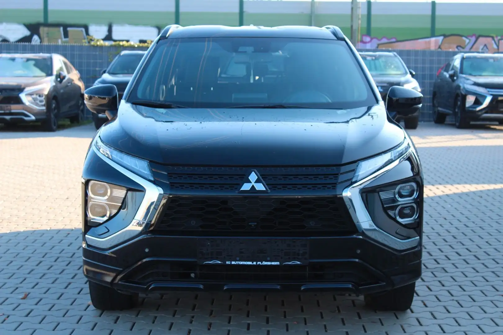 Mitsubishi Eclipse Cross 2.4 Plus Select 4WD Schwarz - 2