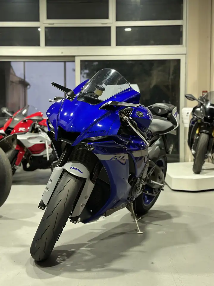 Yamaha YZF 1000