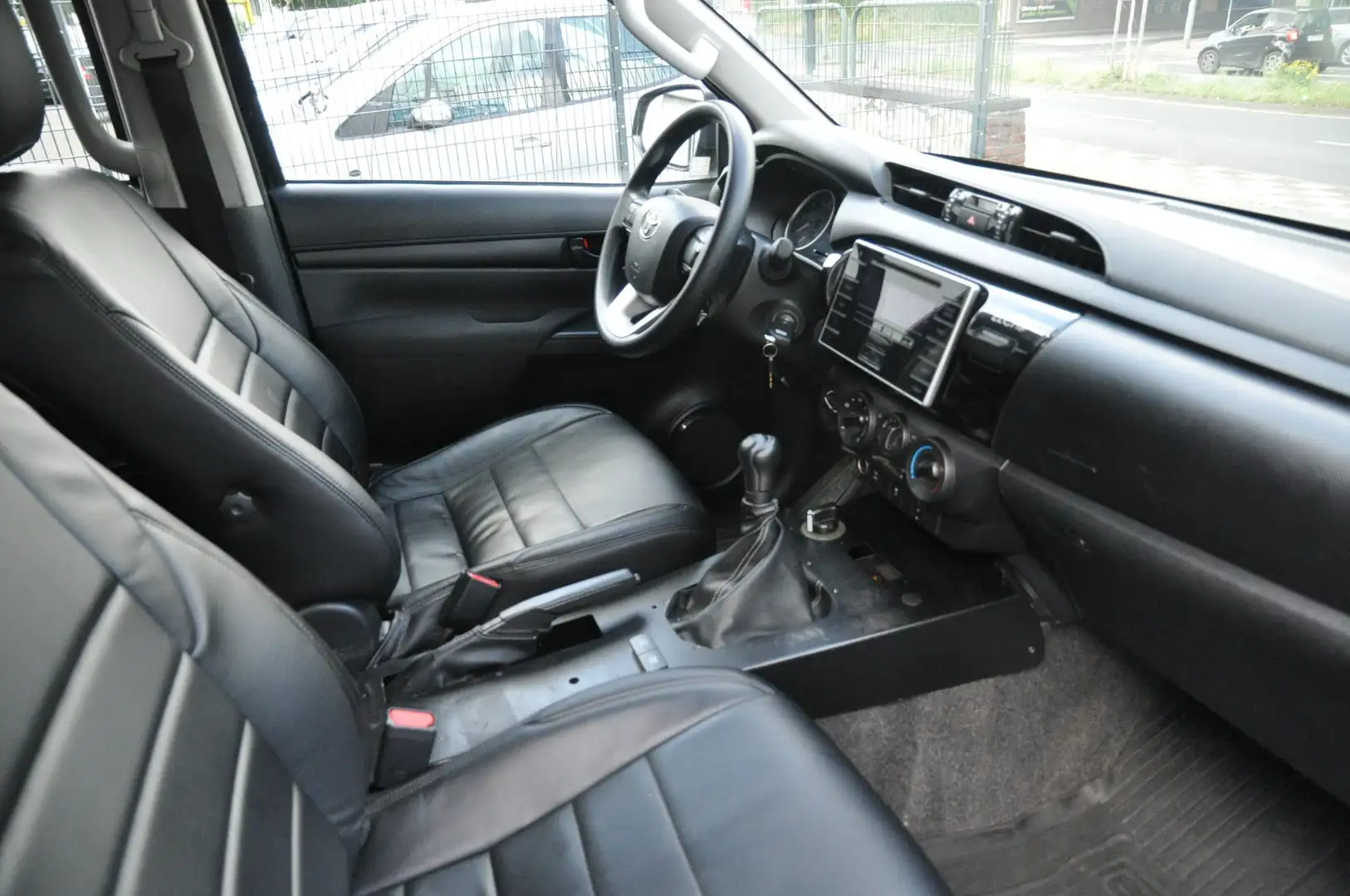 Toyota Hilux 2.4 D-D4 4x4 Double Cab.*Standheizung-Spurhalt* Negru - 2