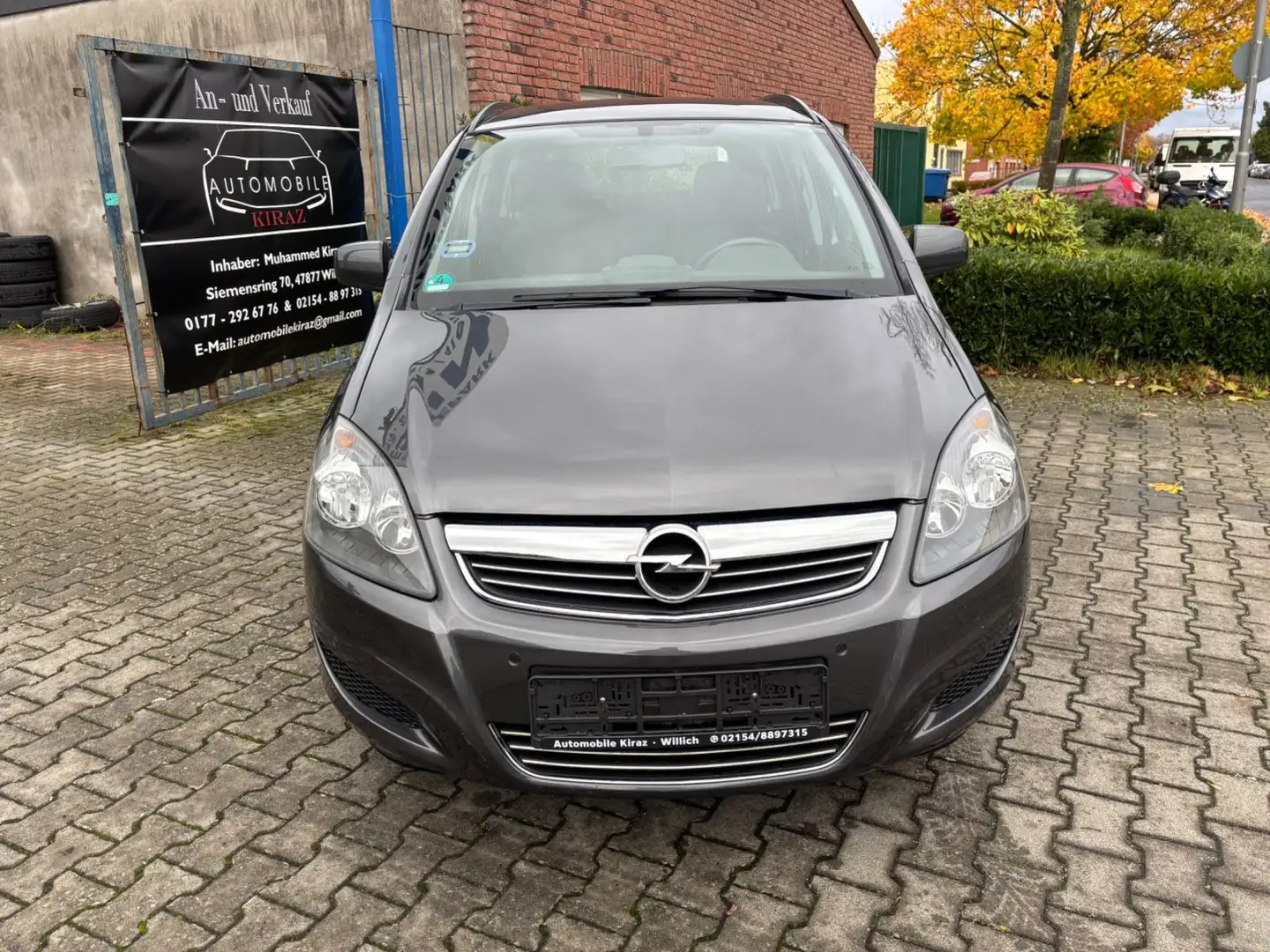 Opel Zafira B Family 7 SITZER 1 HAND PDC TEMP TÜV NEU Gris - 2