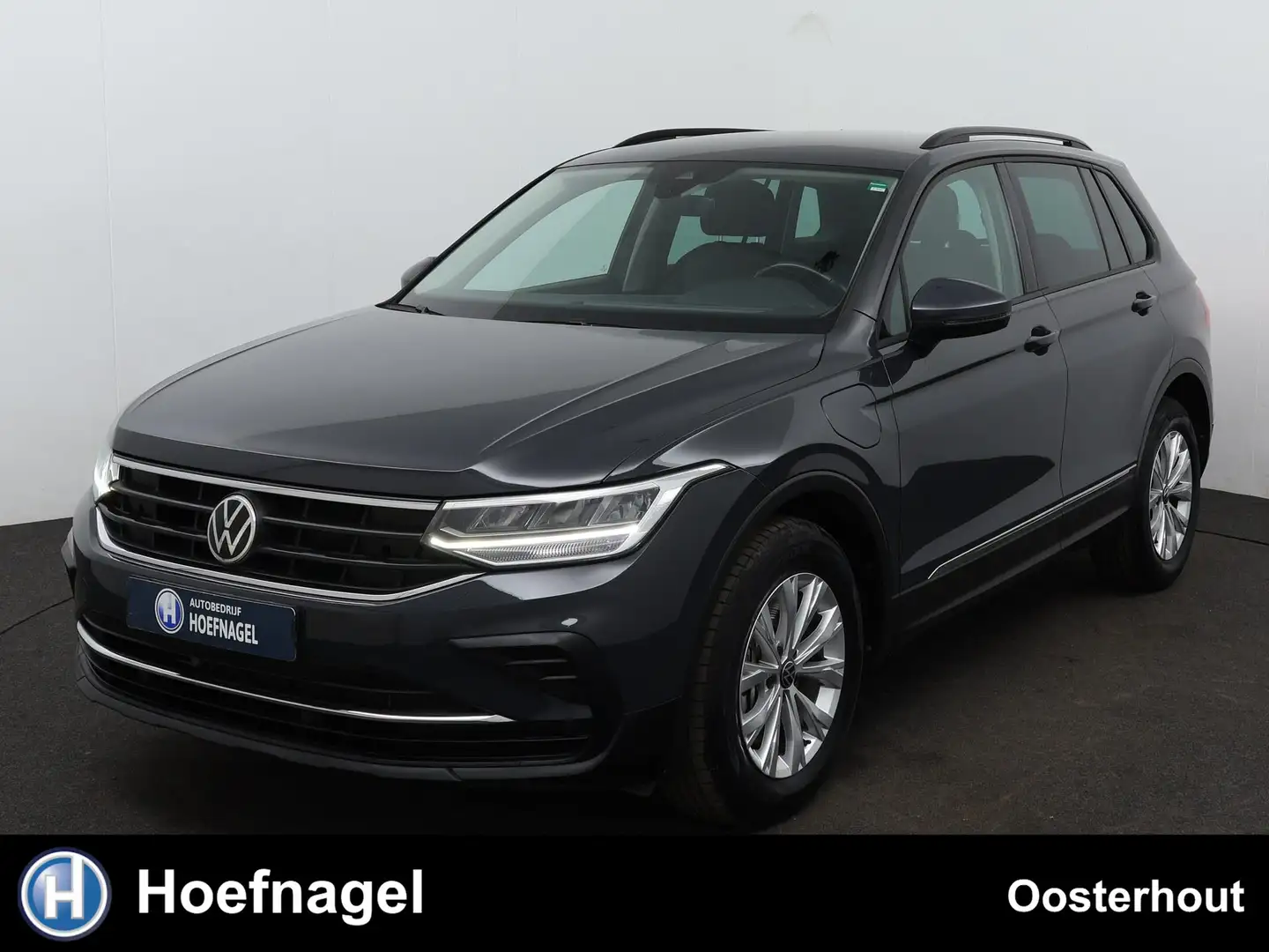 Volkswagen Tiguan 1.4 TSI eHybrid R-Line Business+ Automaat | Adapti Grijs - 1