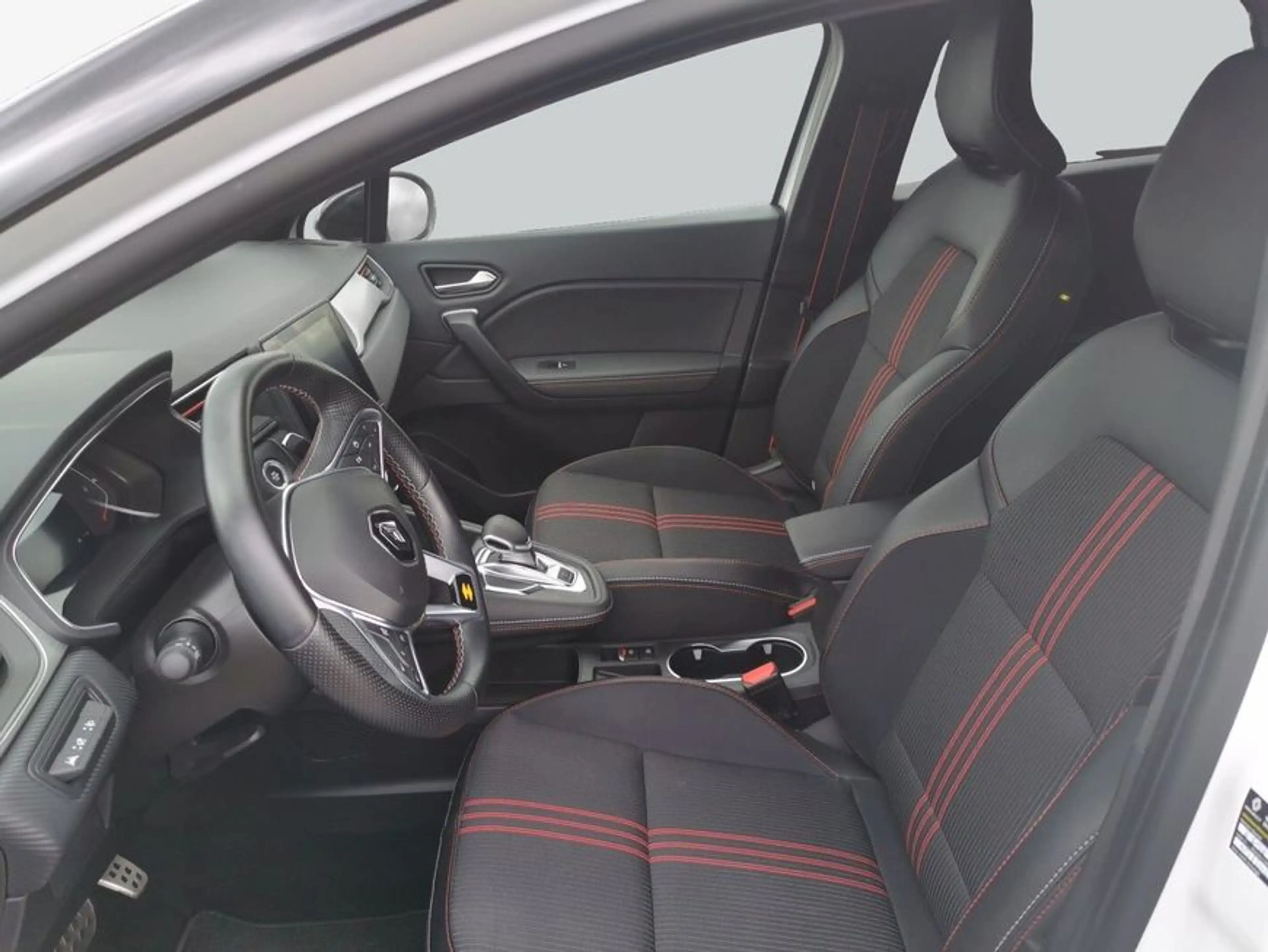 Renault Captur TCe 160 EDC GPF R.S. LINE — photo 7