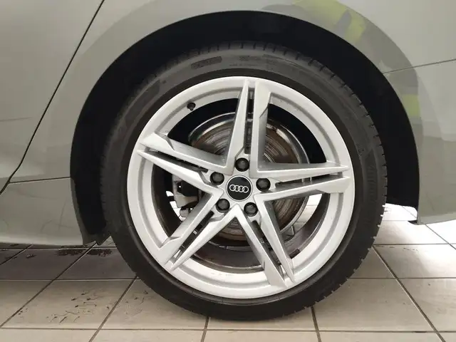 Audi A5 view 10
