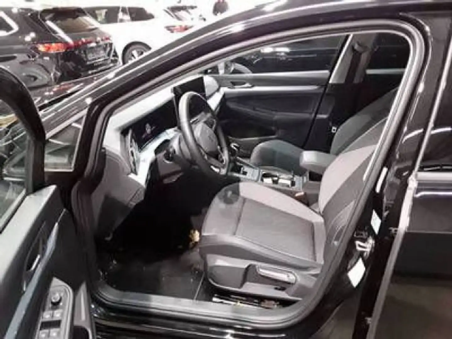 Volkswagen Golf Variant Golf VIII Variant GOAL 1.5 TSI LED+ NAVI AHK RFK Schwarz - 2