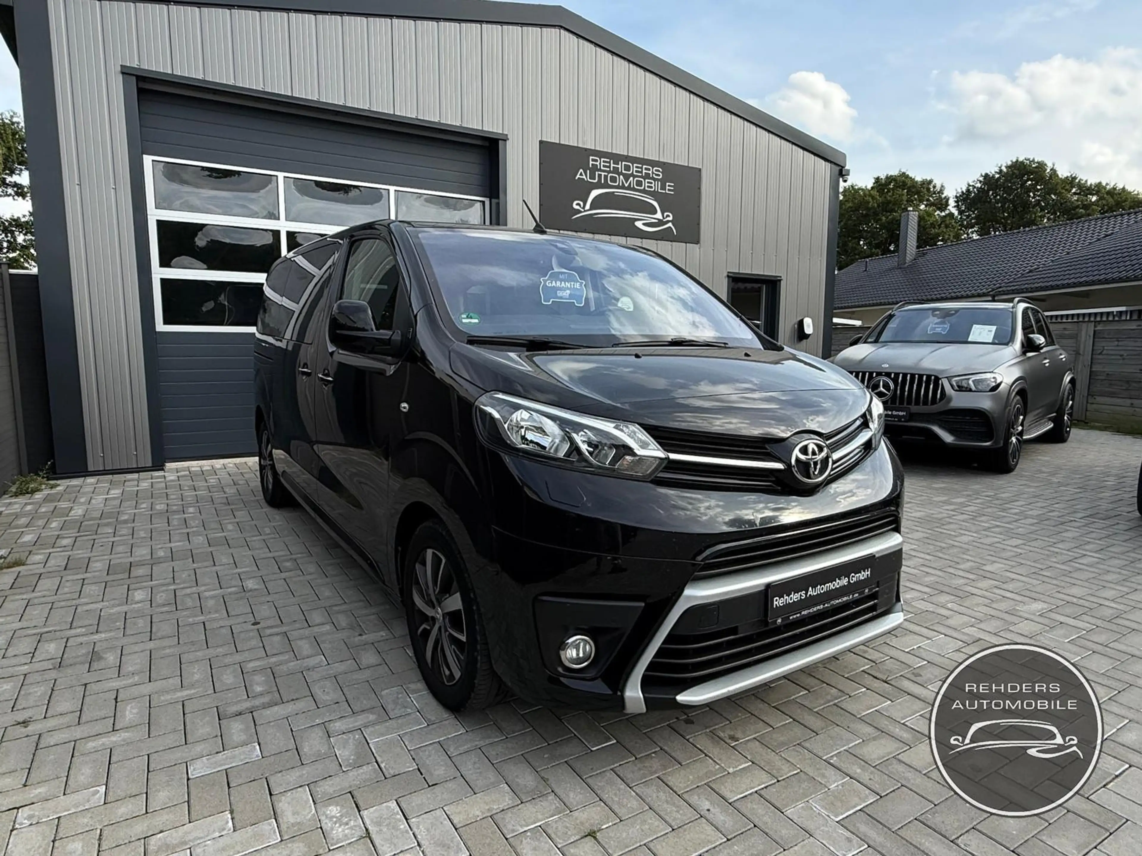 Toyota Proace Verso L1 Team D Navi AHK RFK ACC AppleCar — photo 13