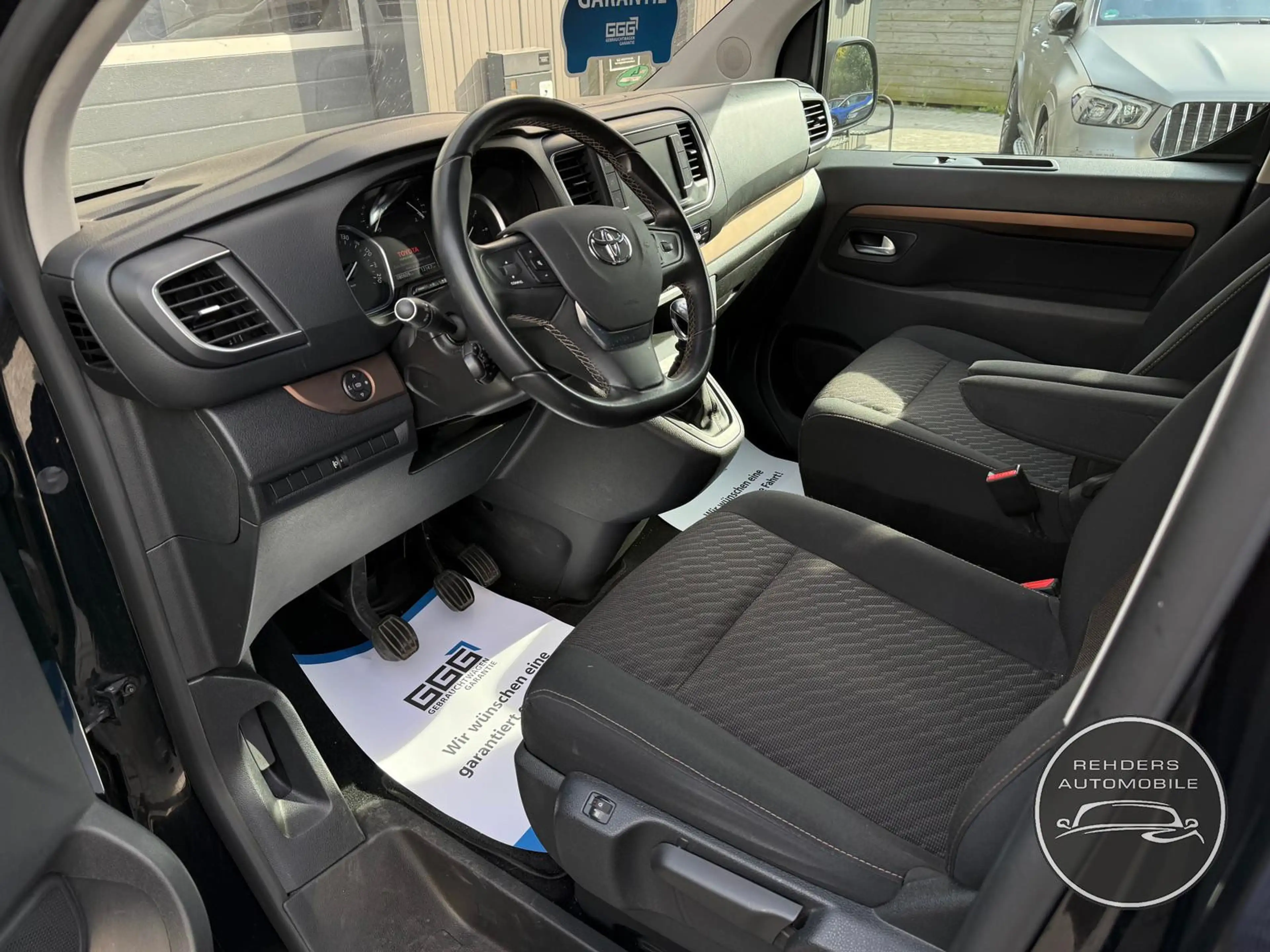Toyota Proace Verso L1 Team D Navi AHK RFK ACC AppleCar — photo 8