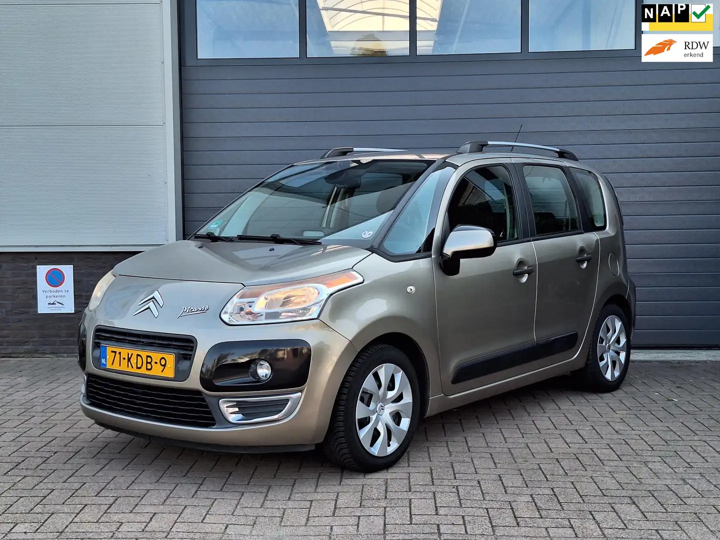 Citroen C3 Picasso | 1.6 VTi Aura | Klimaat control | Cruise control Beige - 1