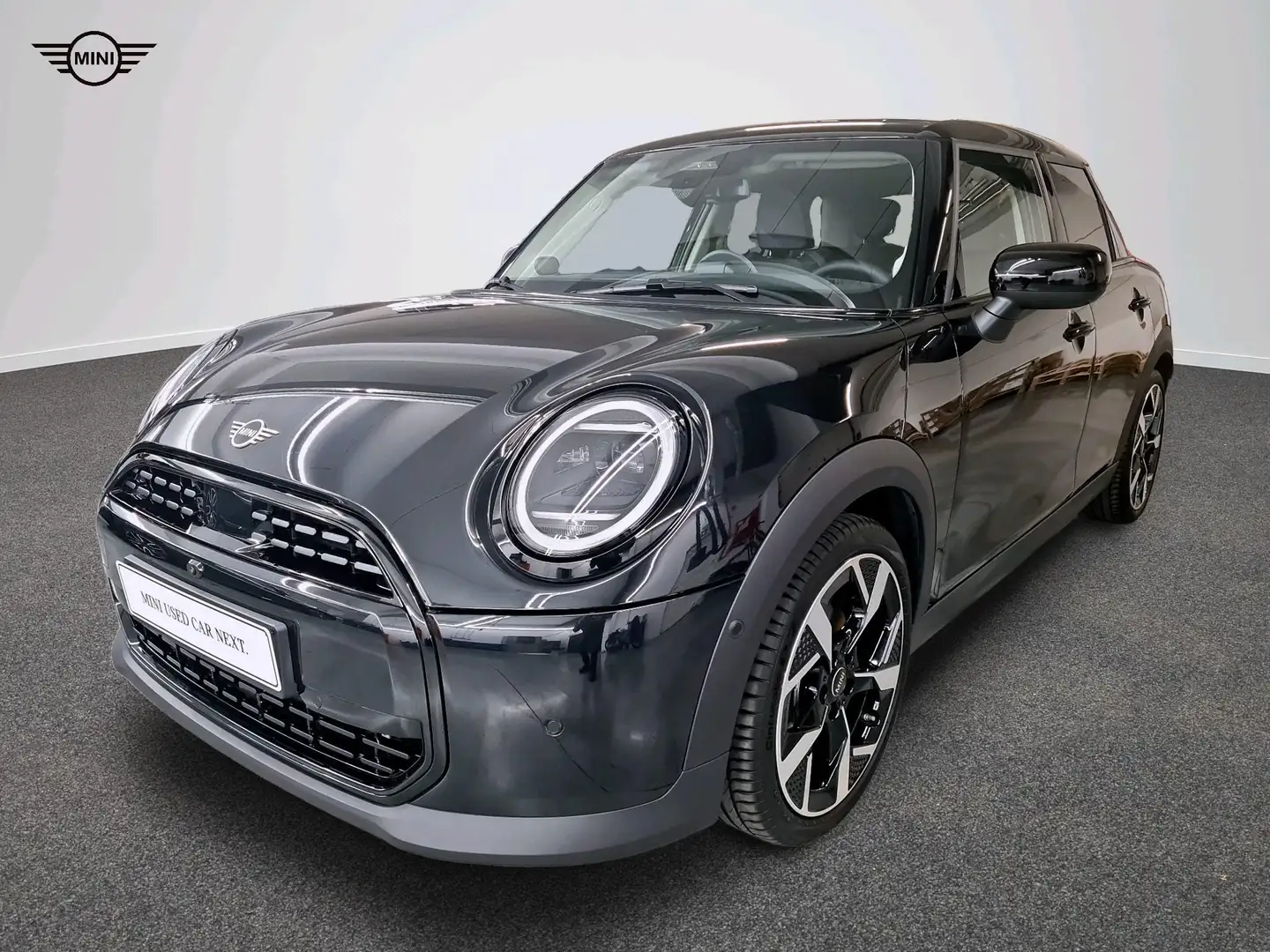 MINI Cooper MINI Cooper C 5-deurs Negro - 1