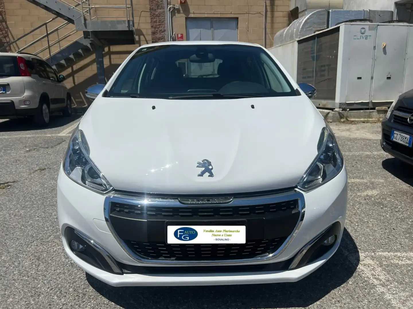 Peugeot 208 208 5p 1.6 bluehdi Allure 75cv Blanco - 2