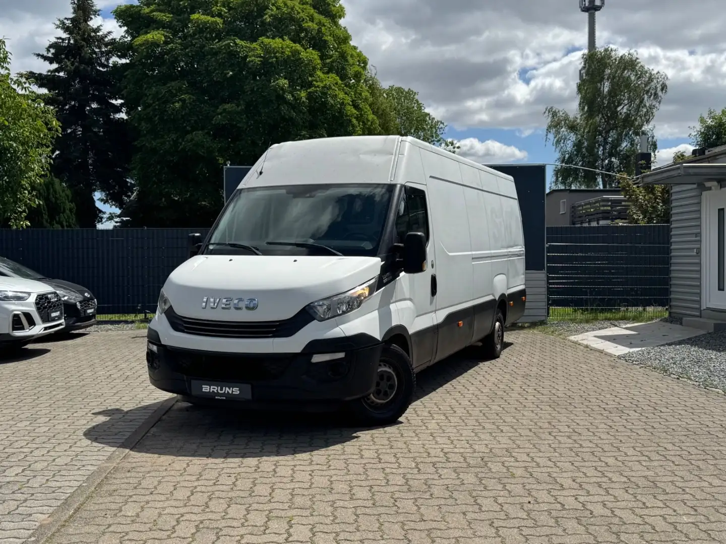 Iveco Daily Kasten HKa 35 S 16 V Automatik L4H2 EU6 Blanc - 1