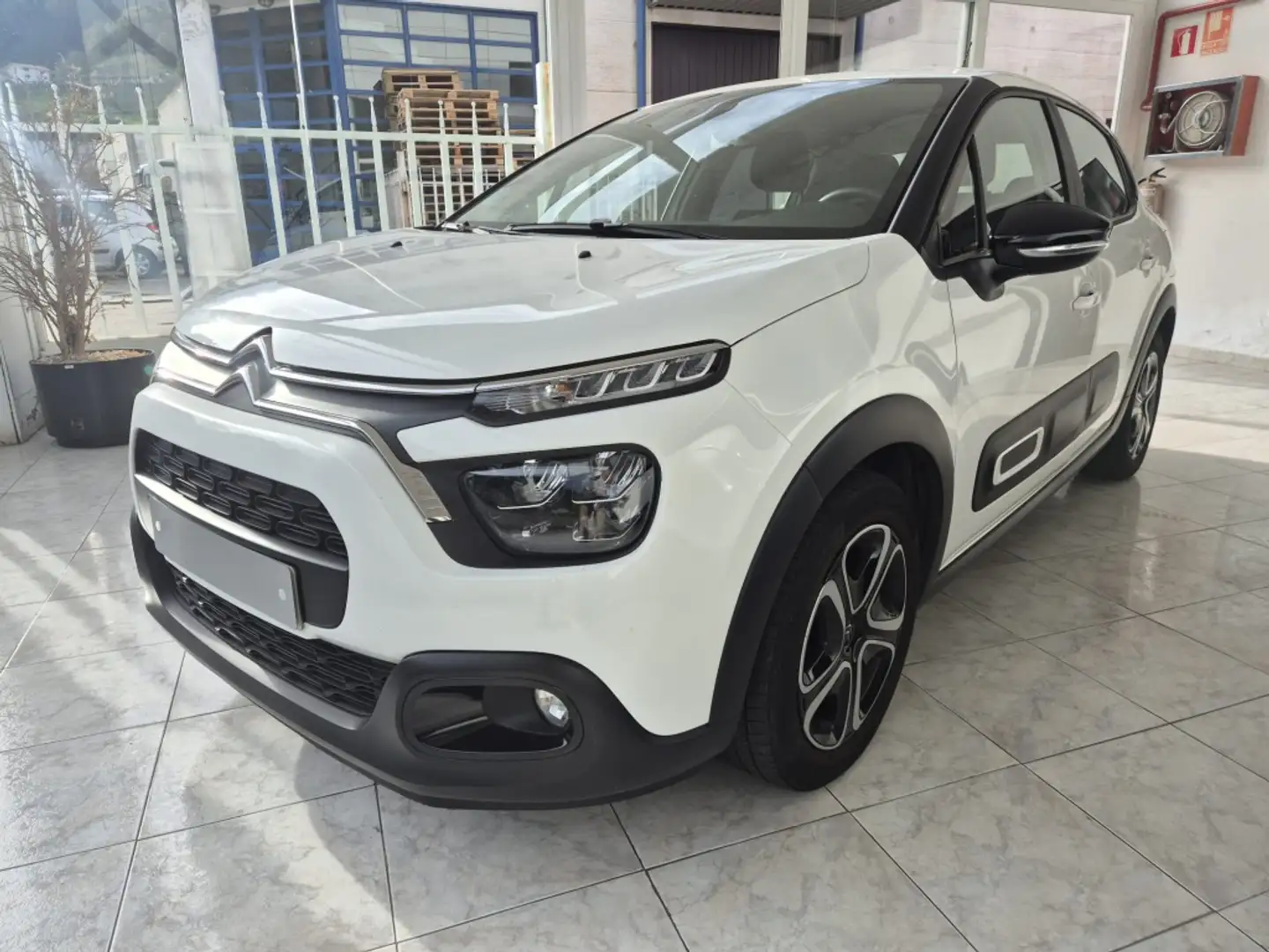 Citroen C3 1.5BlueHDi S&S Feel Pack 100 Blanco - 1