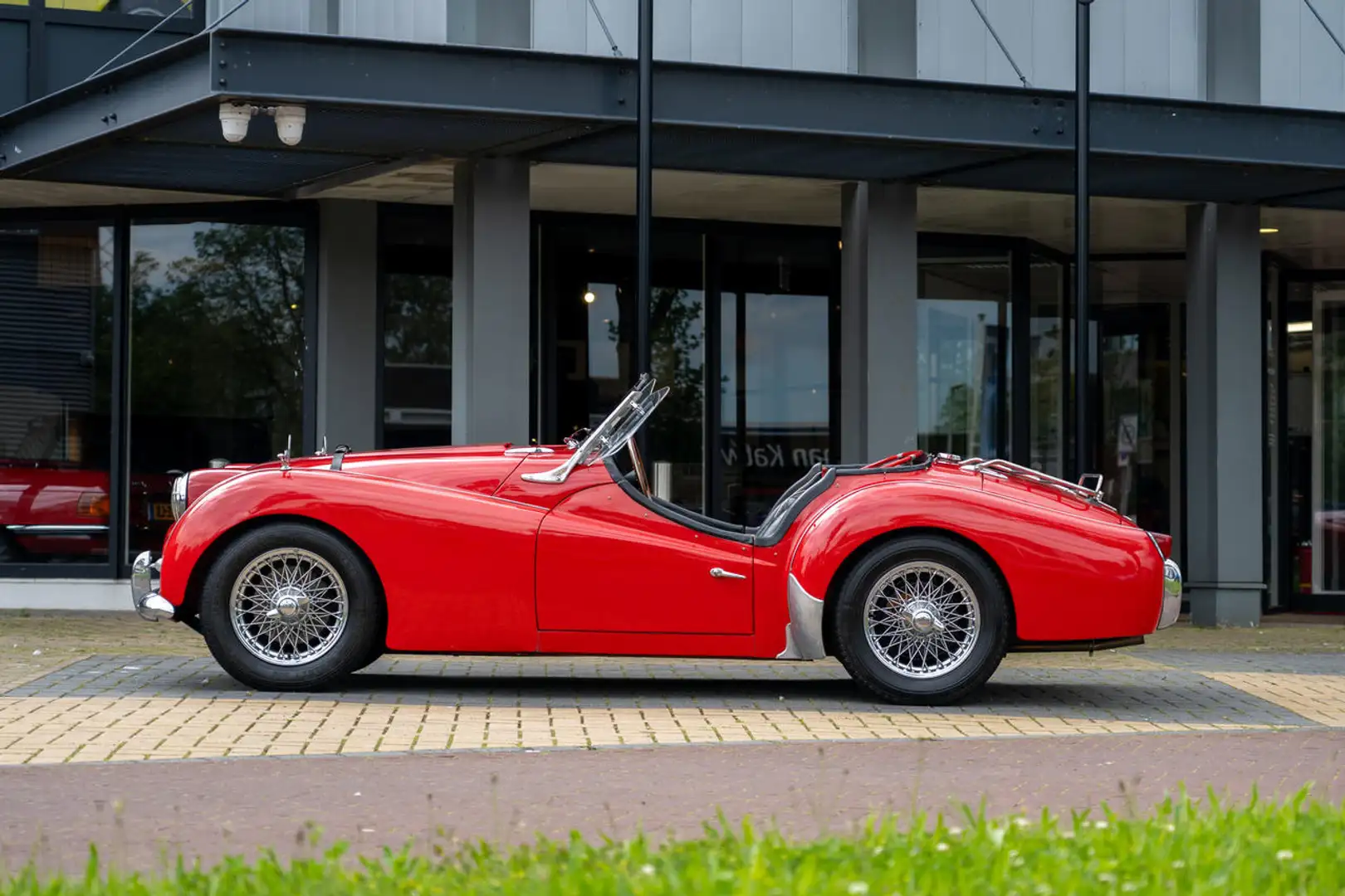 Triumph TR3 TR3A with fully overhauled engine Rosso - 2