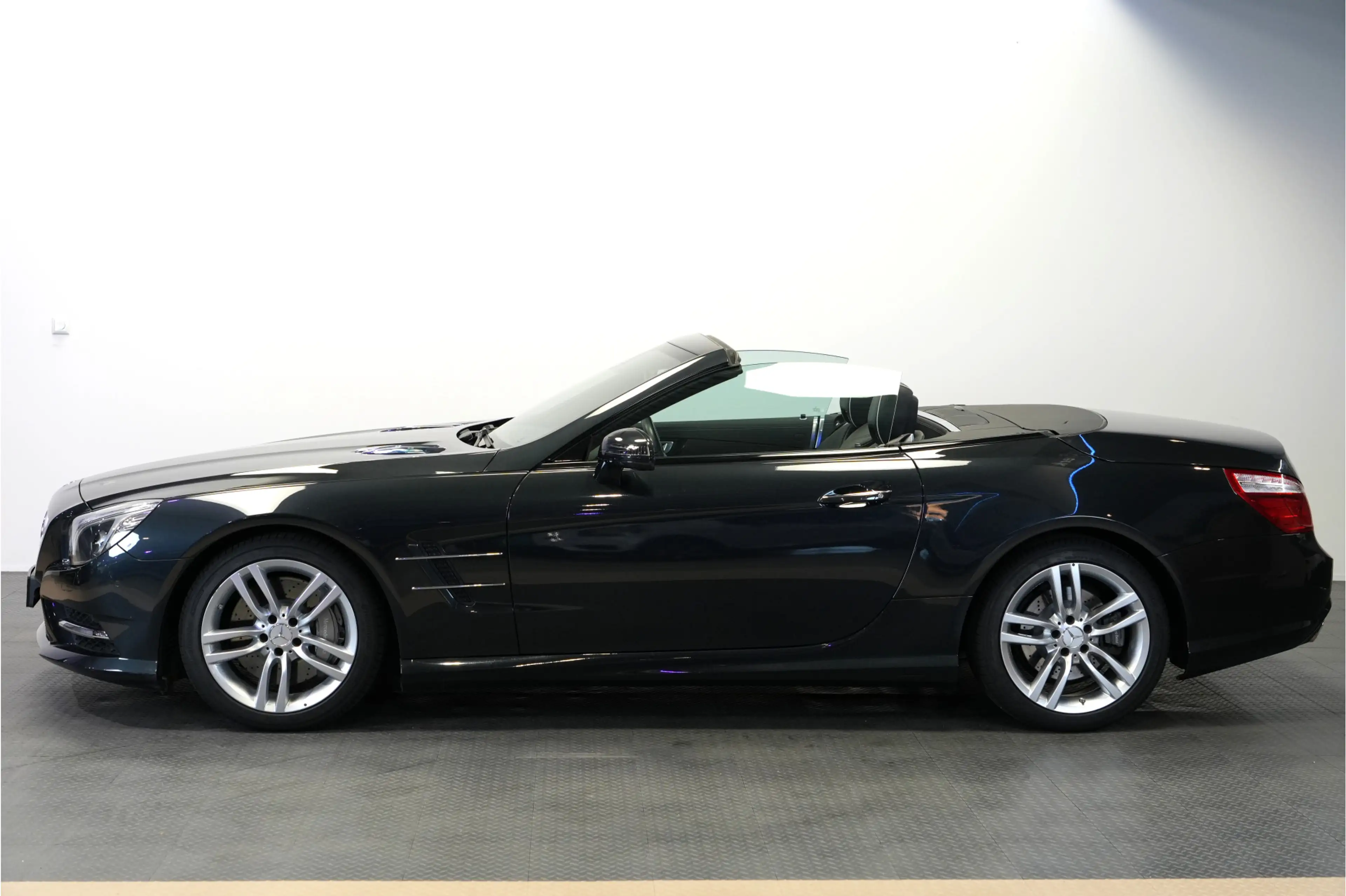 Mercedes-Benz SL 400 246kW/334pk Aut7 AMG SPORTPAKKET + SOFTLEDER + AIR — photo 3