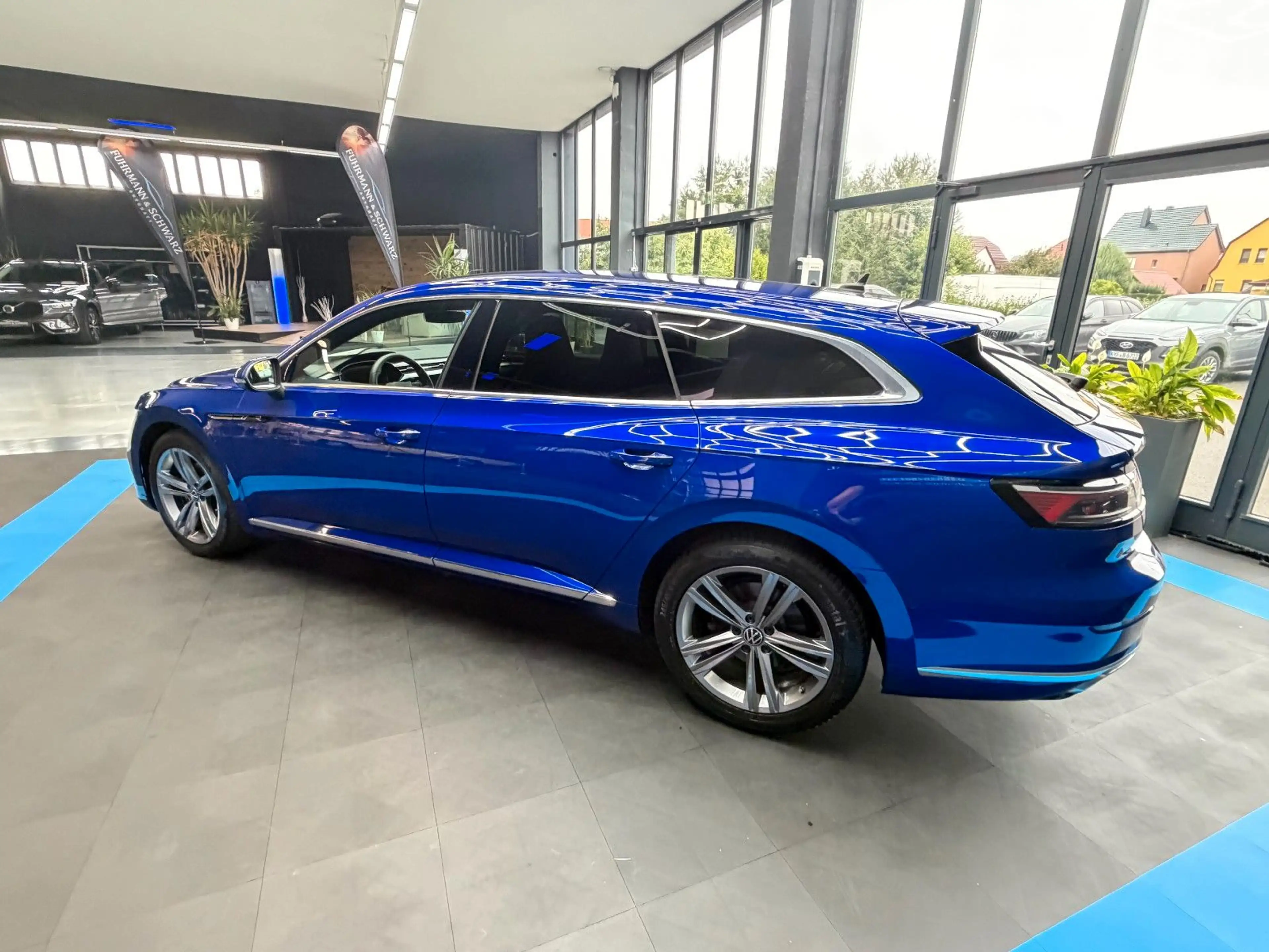 Volkswagen Arteon Shooting Brake R-Line4Motion+AHK+360°+LED — photo 7