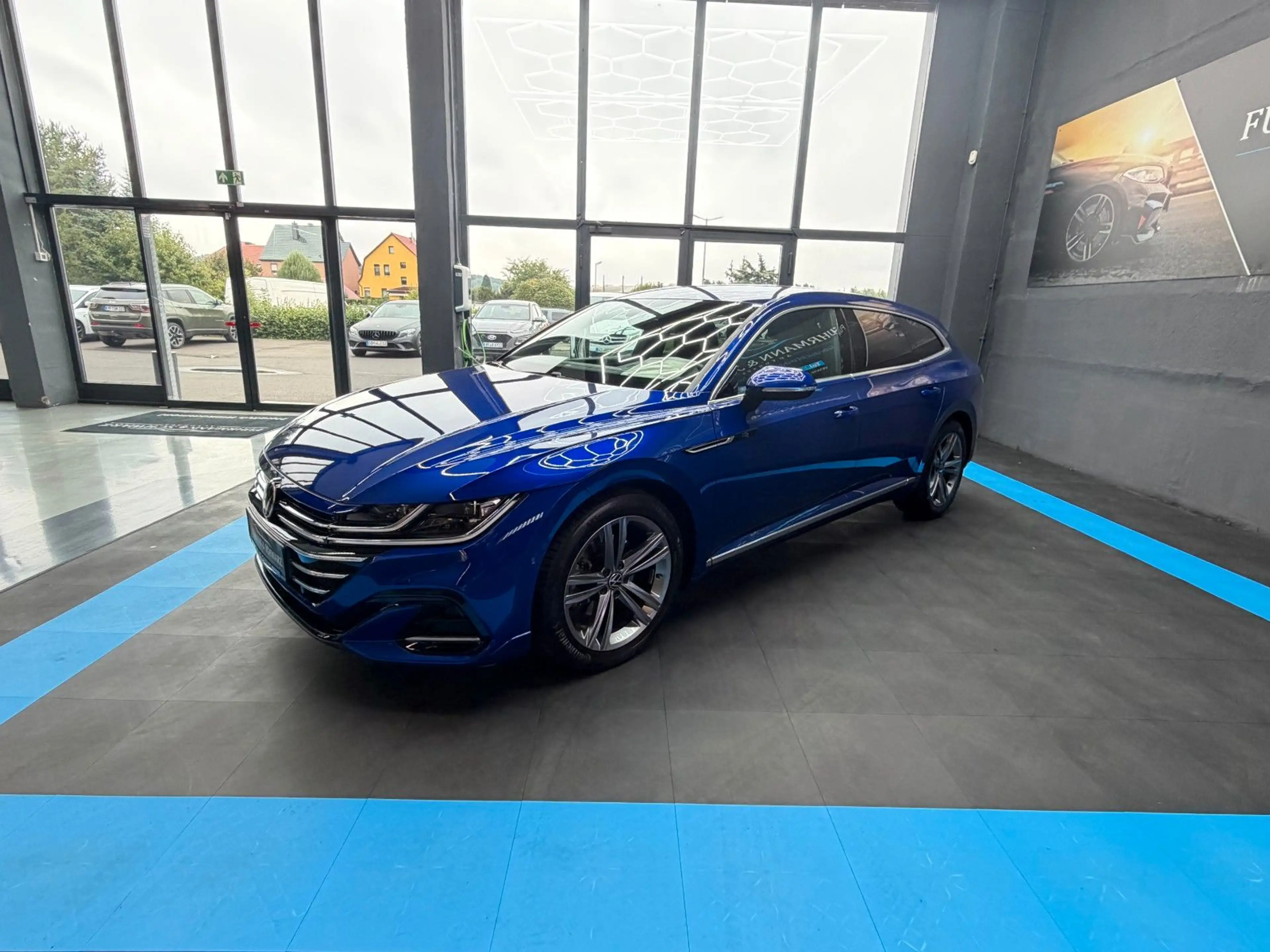 Volkswagen Arteon Shooting Brake R-Line4Motion+AHK+360°+LED — photo 9