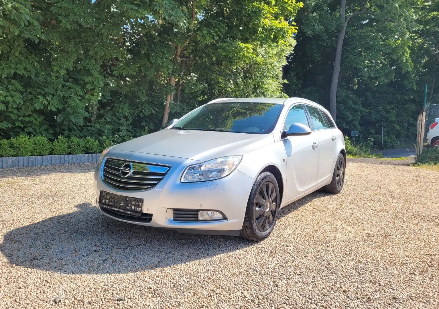 Opel Insignia A SportsTourer Edition Aut.*Klima*SR+WR Silber - 1