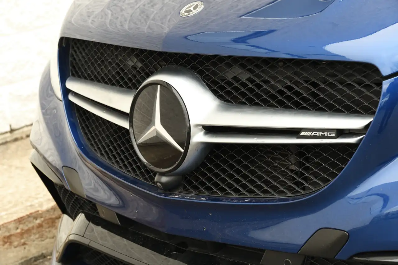 Mercedes-Benz GLE снимка Mercedes-Benz GLE