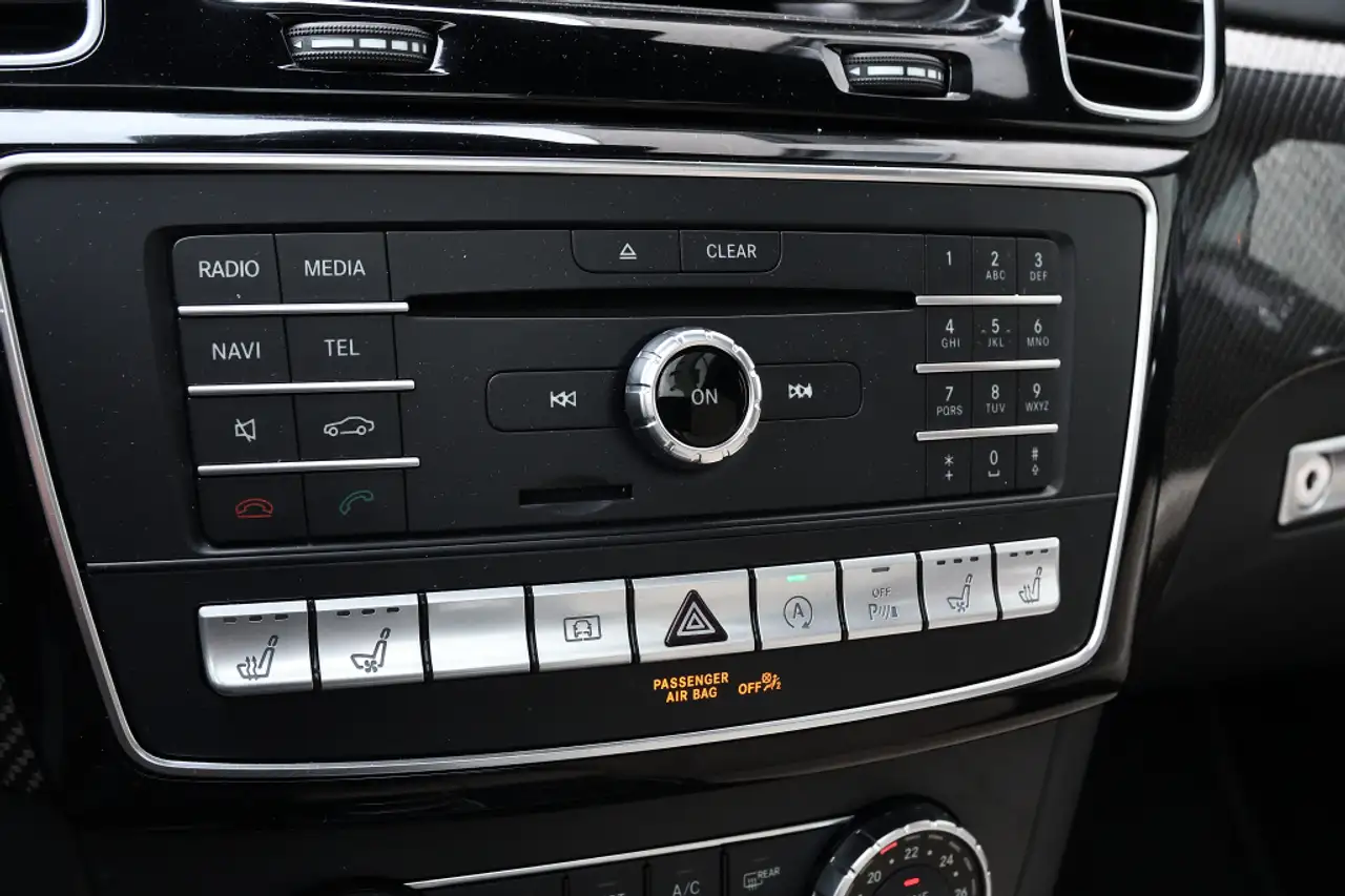 Mercedes-Benz GLE снимка Mercedes-Benz GLE