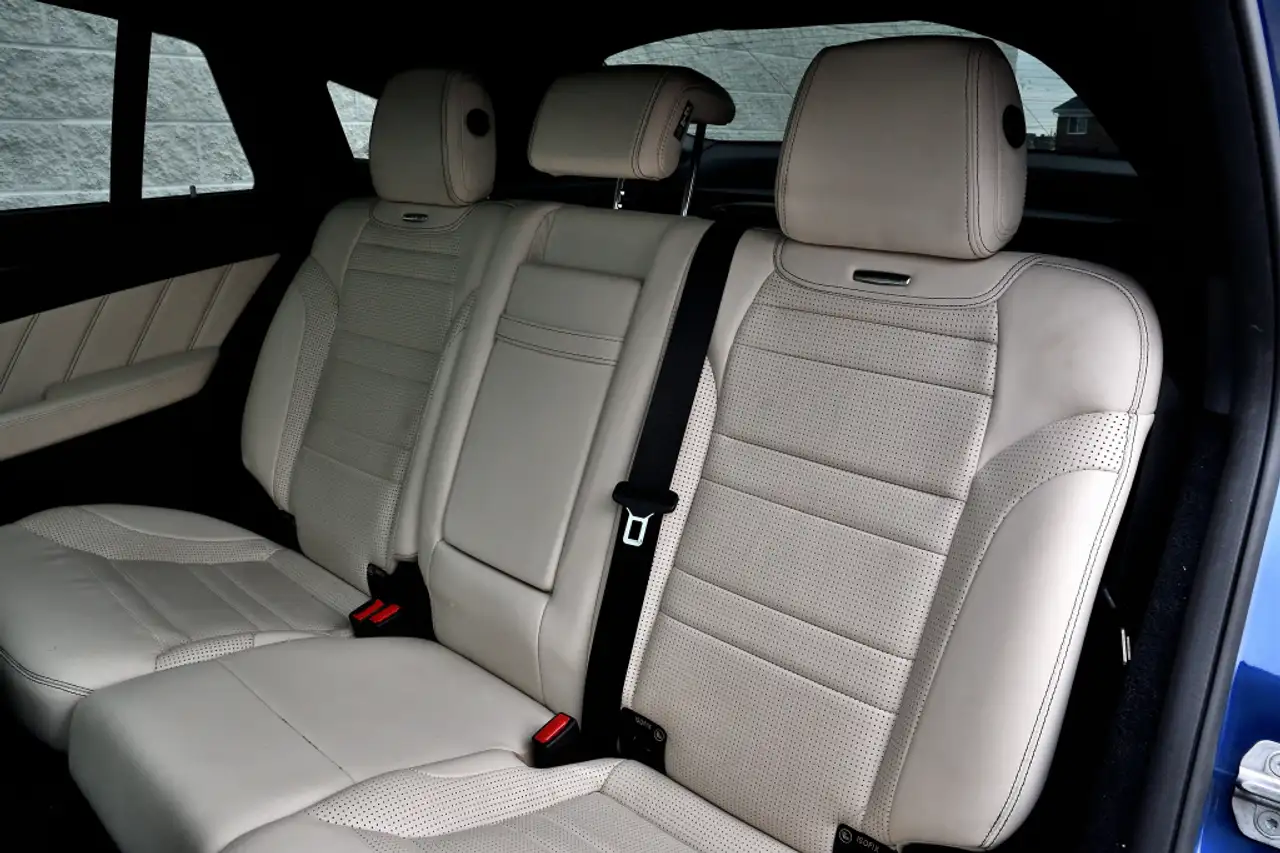 Mercedes-Benz GLE снимка Mercedes-Benz GLE