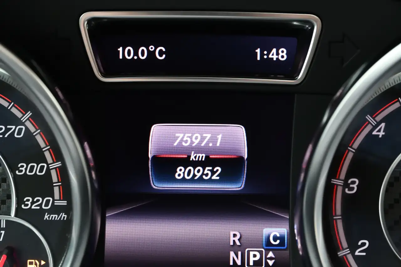 Mercedes-Benz GLE снимка Mercedes-Benz GLE
