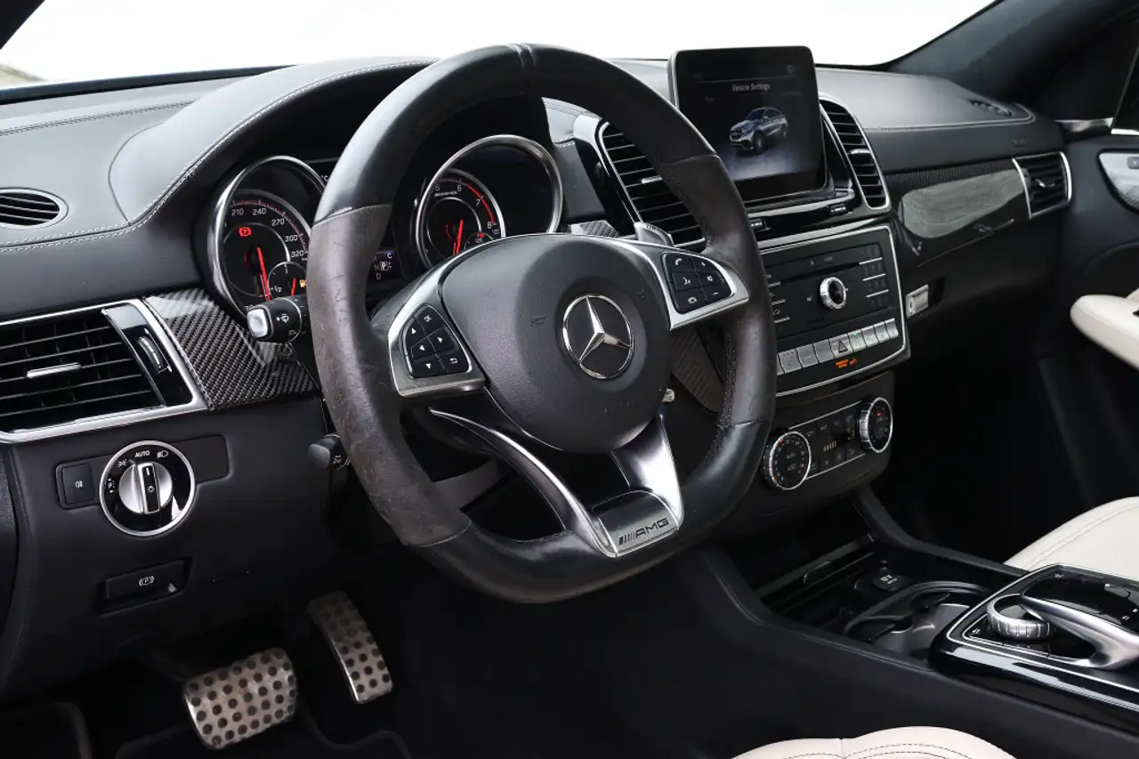 Mercedes-Benz GLE снимка Mercedes-Benz GLE