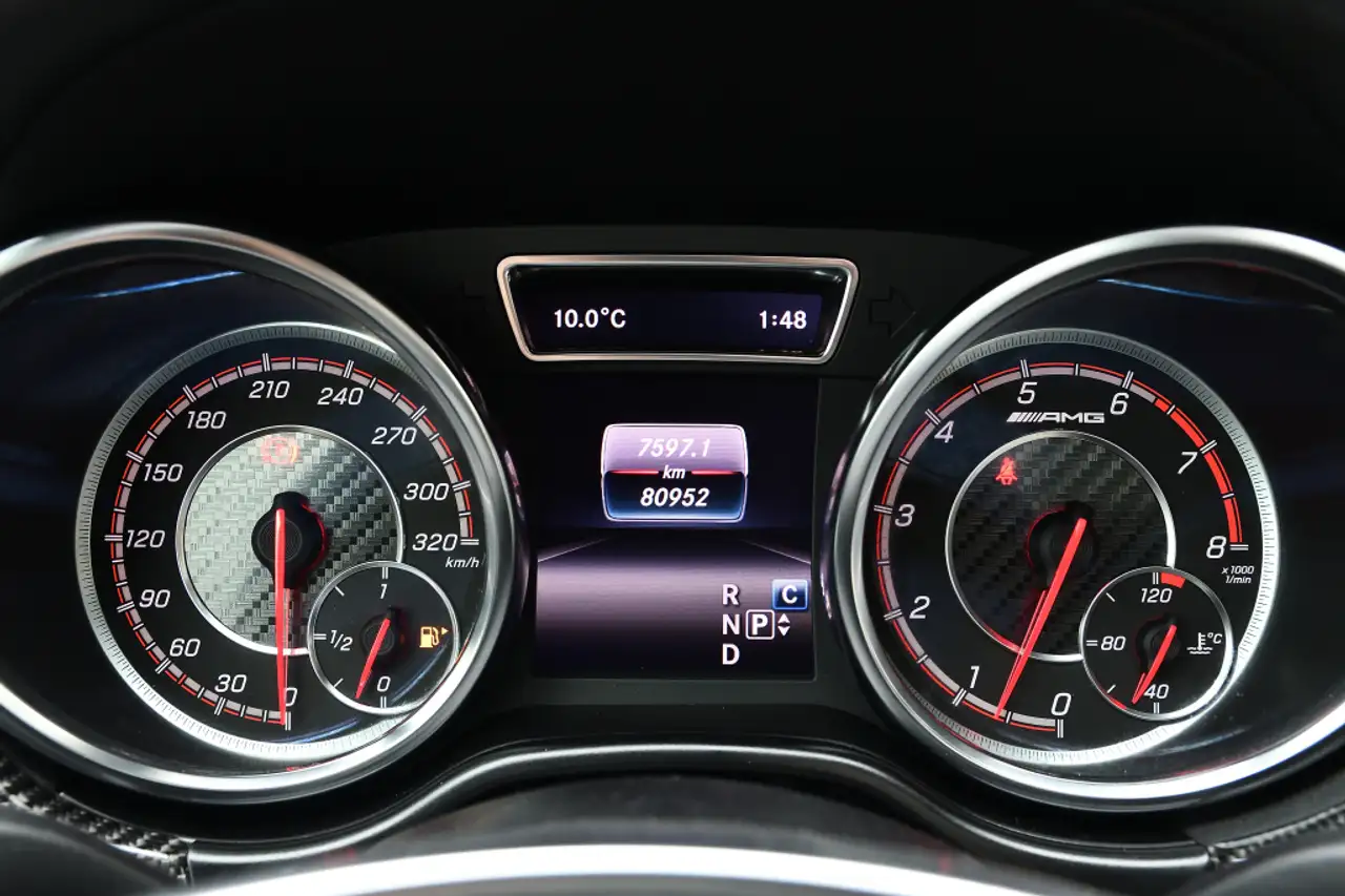 Mercedes-Benz GLE снимка Mercedes-Benz GLE