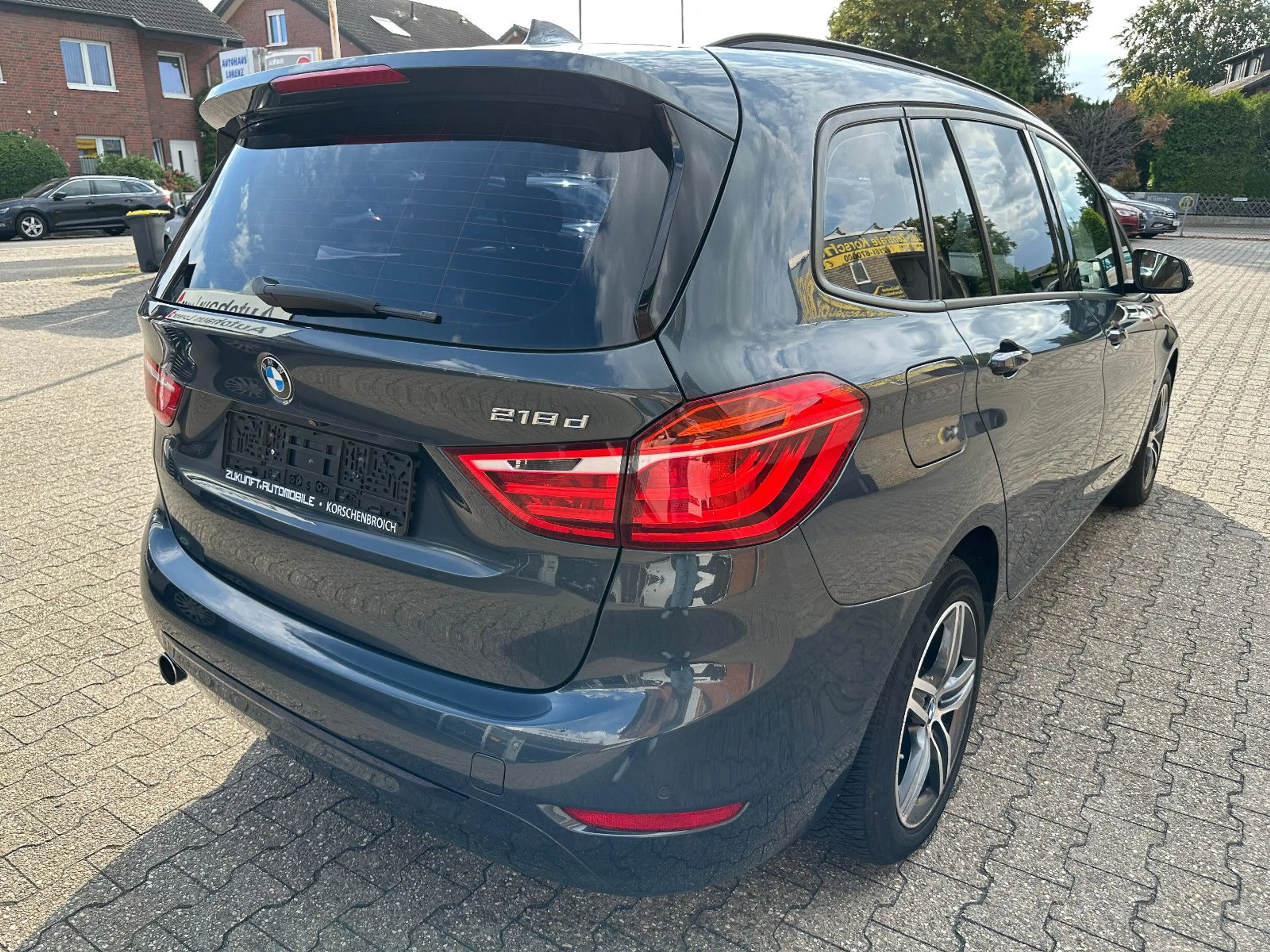 BMW 218 Gran Tourer 218d Sport Line /7-Sitzer/PANO — photo 5