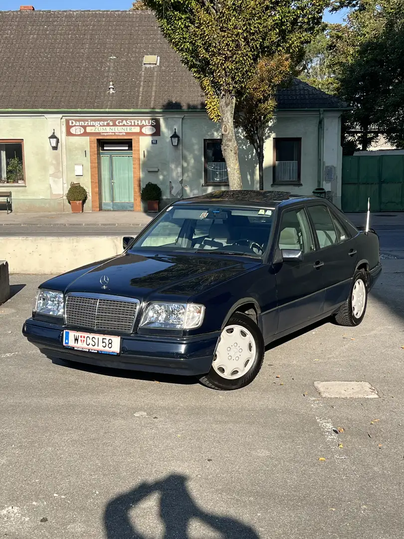 Mercedes-Benz E 200 Ds. - 1