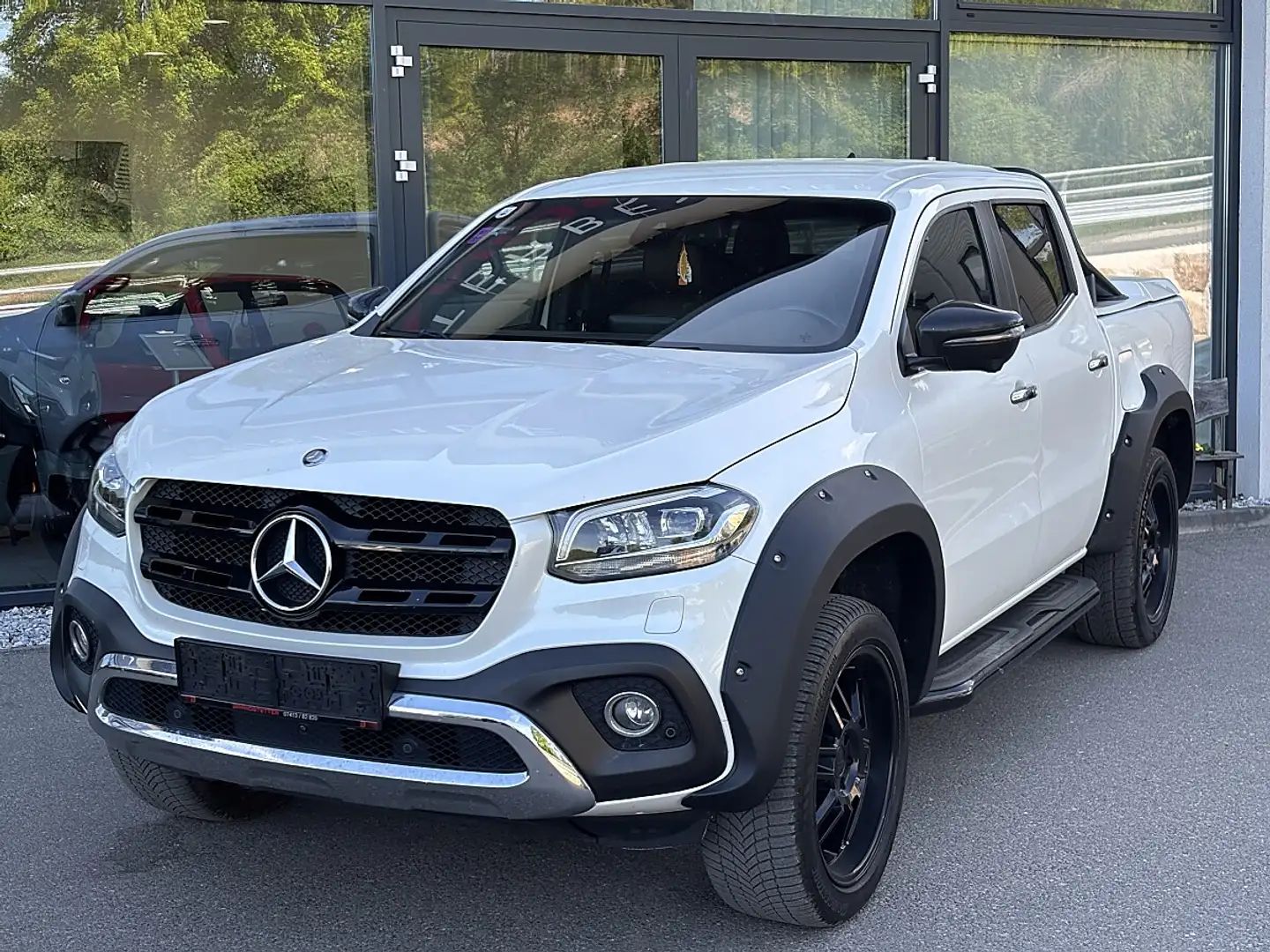 Mercedes-Benz X 250 X 250 d 4MATIC Power Aut. Weiß - 2