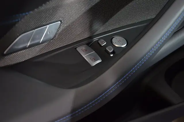 BMW M4 Competition M xDrive Ansicht 11