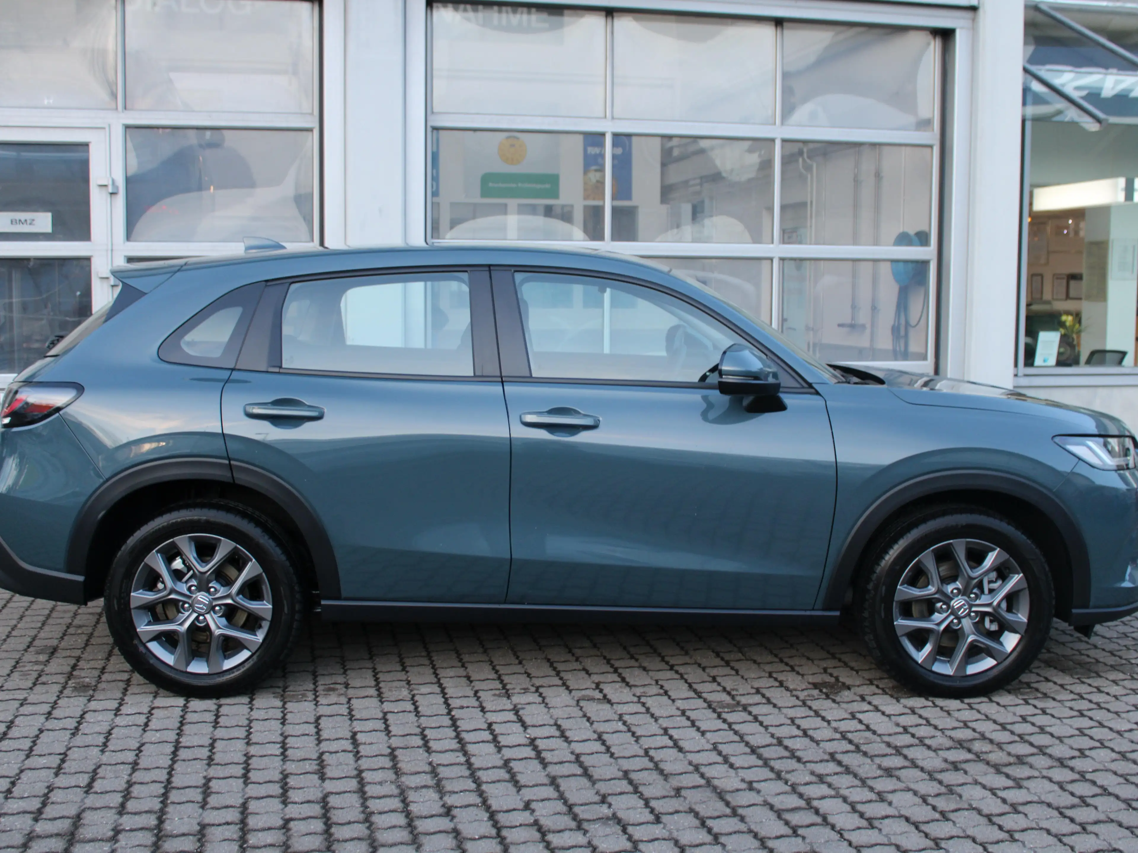 Honda ZR-V ZR-V e:HEV 2.0 i-MMD Hybrid Elegance — photo 4