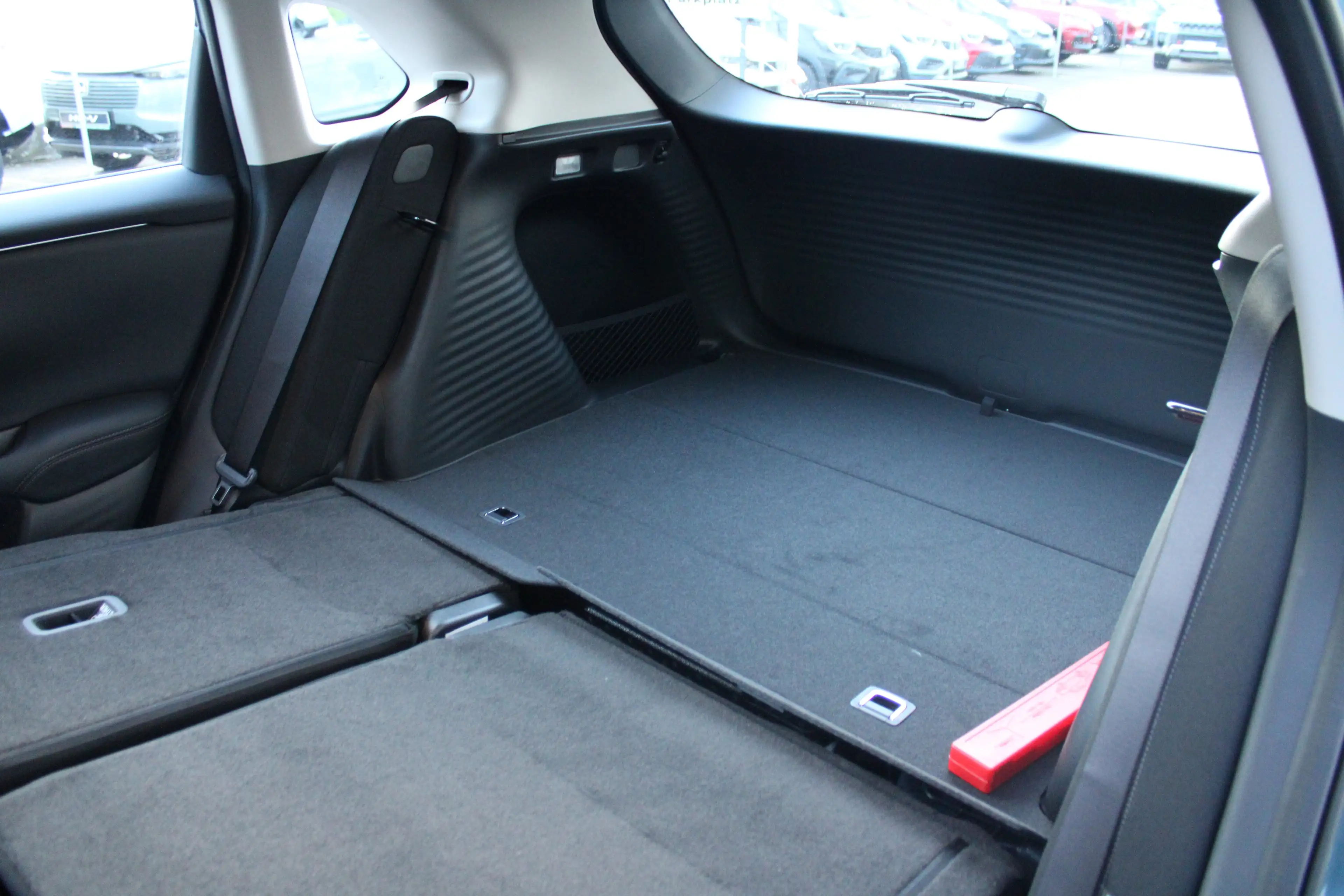 Honda ZR-V ZR-V e:HEV 2.0 i-MMD Hybrid Elegance — photo 12
