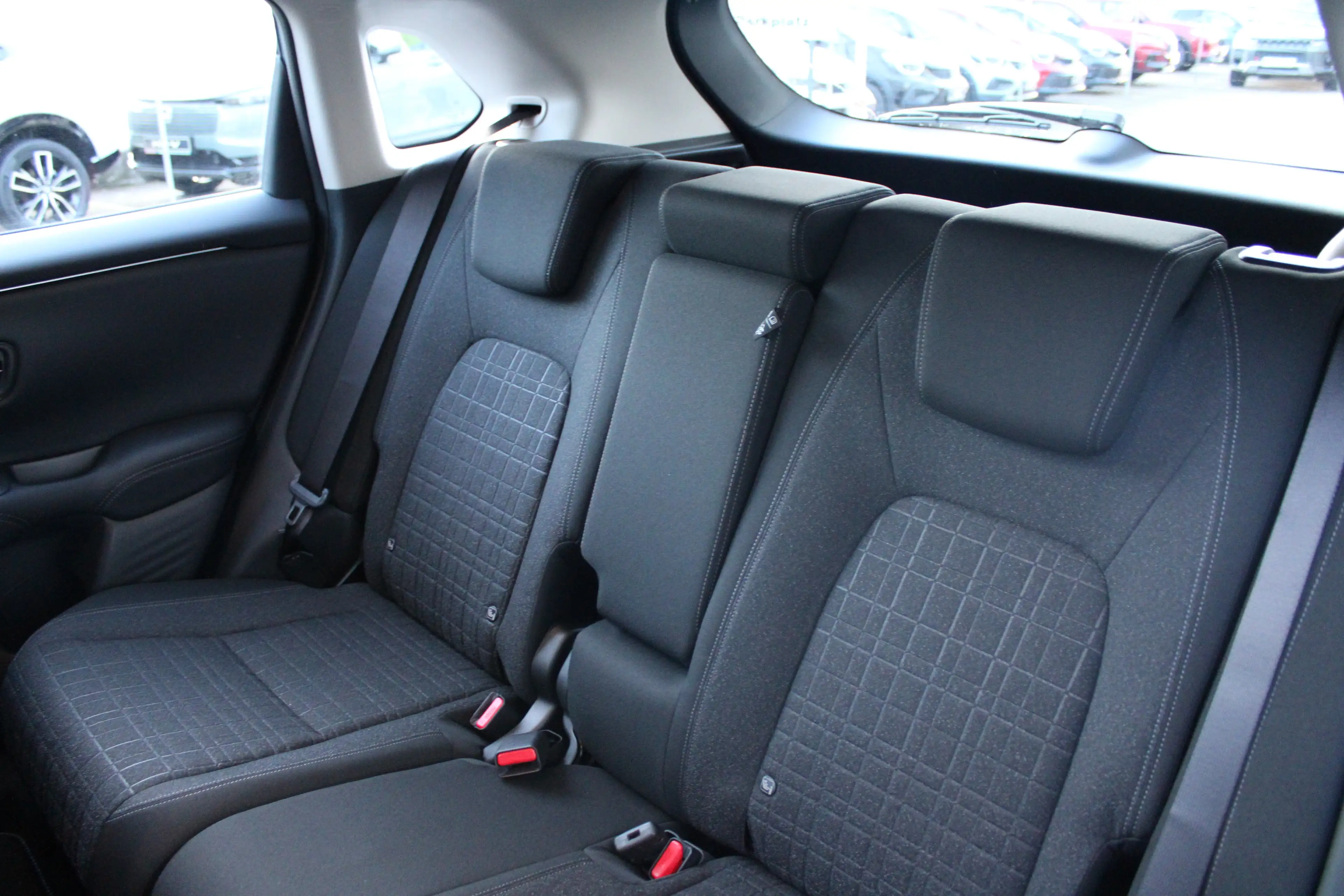 Honda ZR-V ZR-V e:HEV 2.0 i-MMD Hybrid Elegance — photo 14