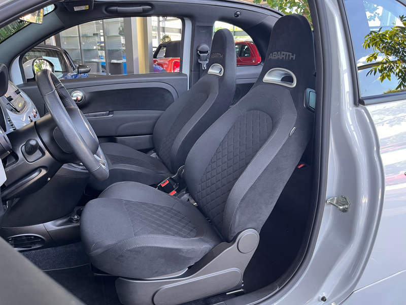 Abarth 595C 1.4 T-Jet NAVI ALU — photo 9