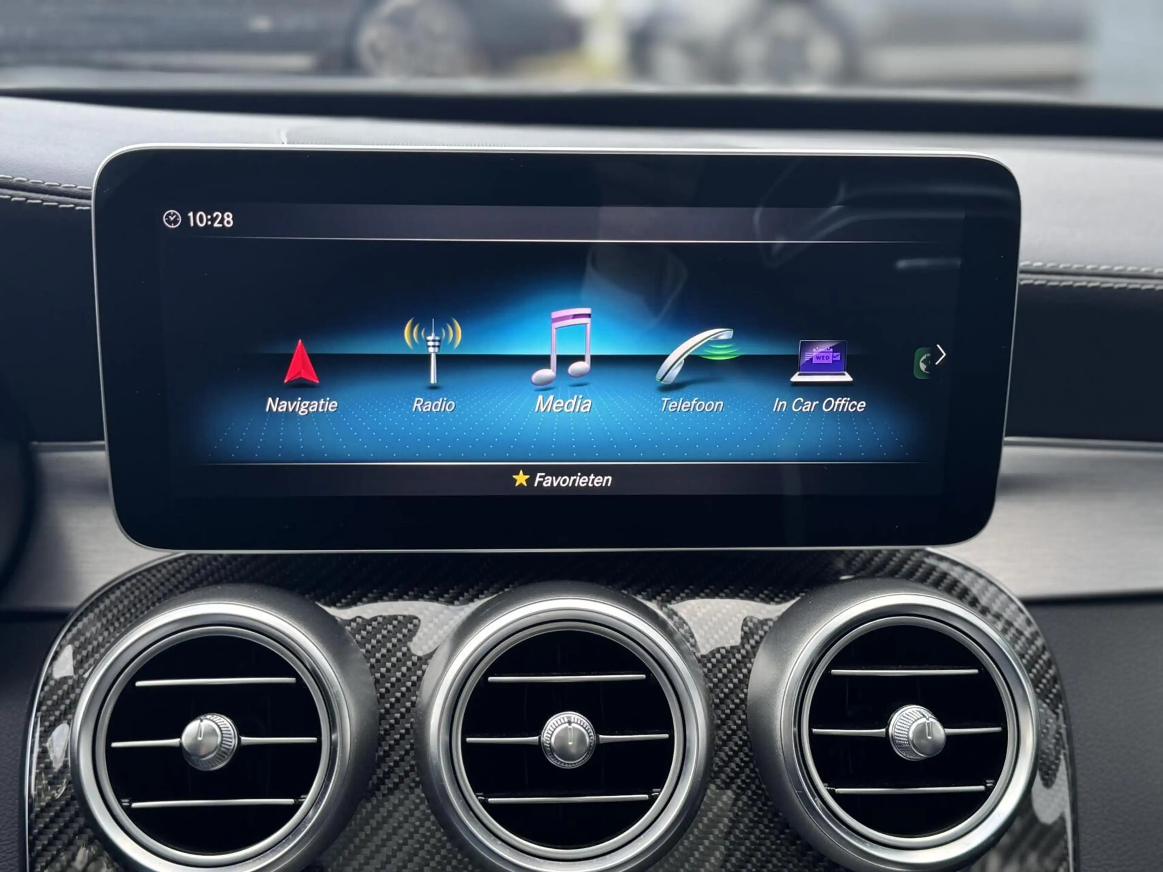 Mercedes-Benz C 63 AMG S — photo 14
