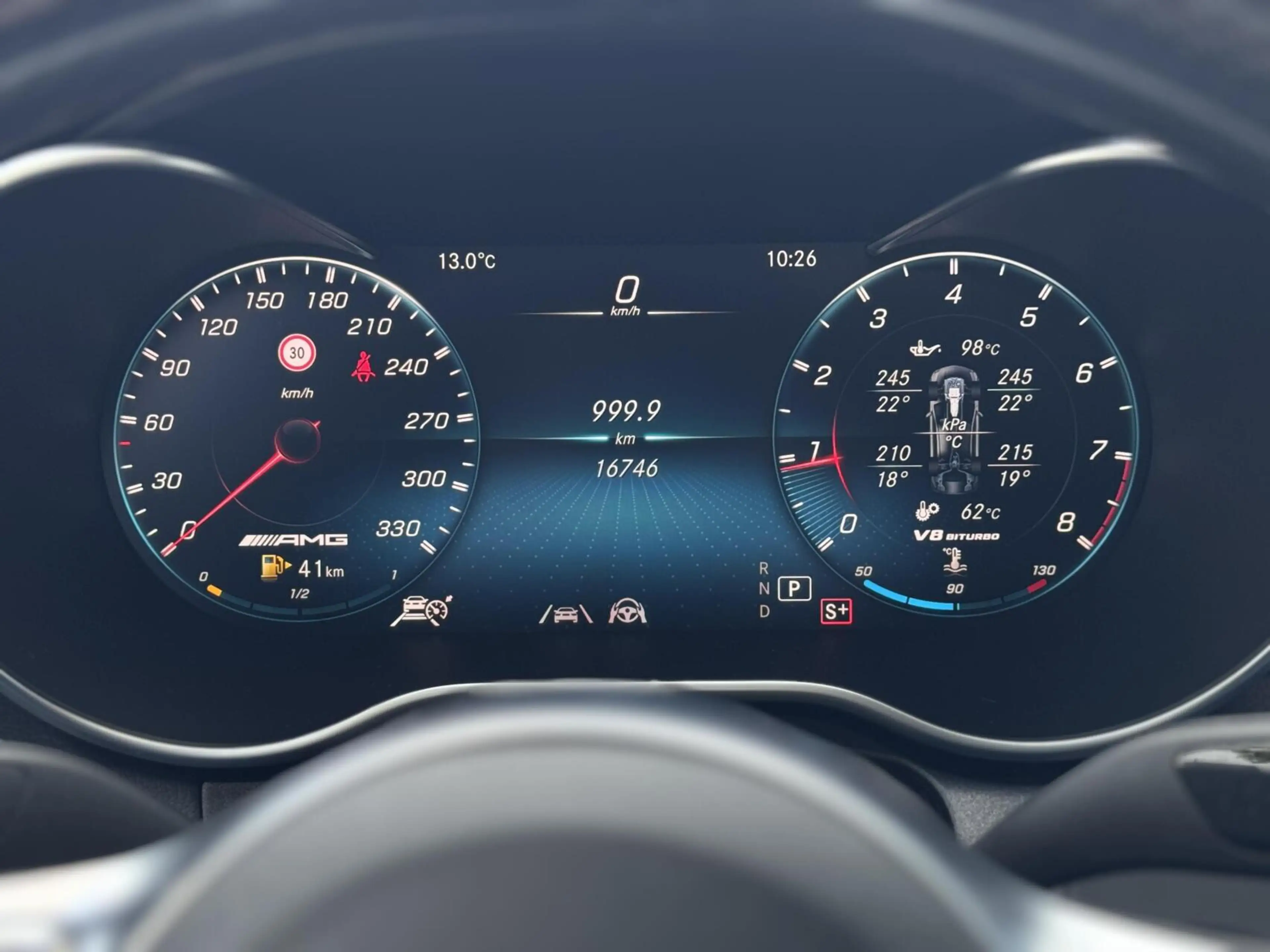 Mercedes-Benz C 63 AMG S — photo 11