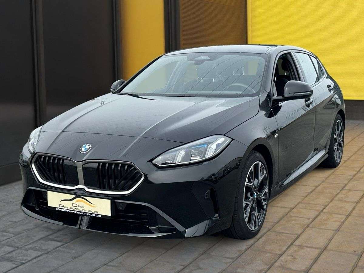 BMW 120 i+M-SportPaket+LED+HK+Driving Assist - foto 1