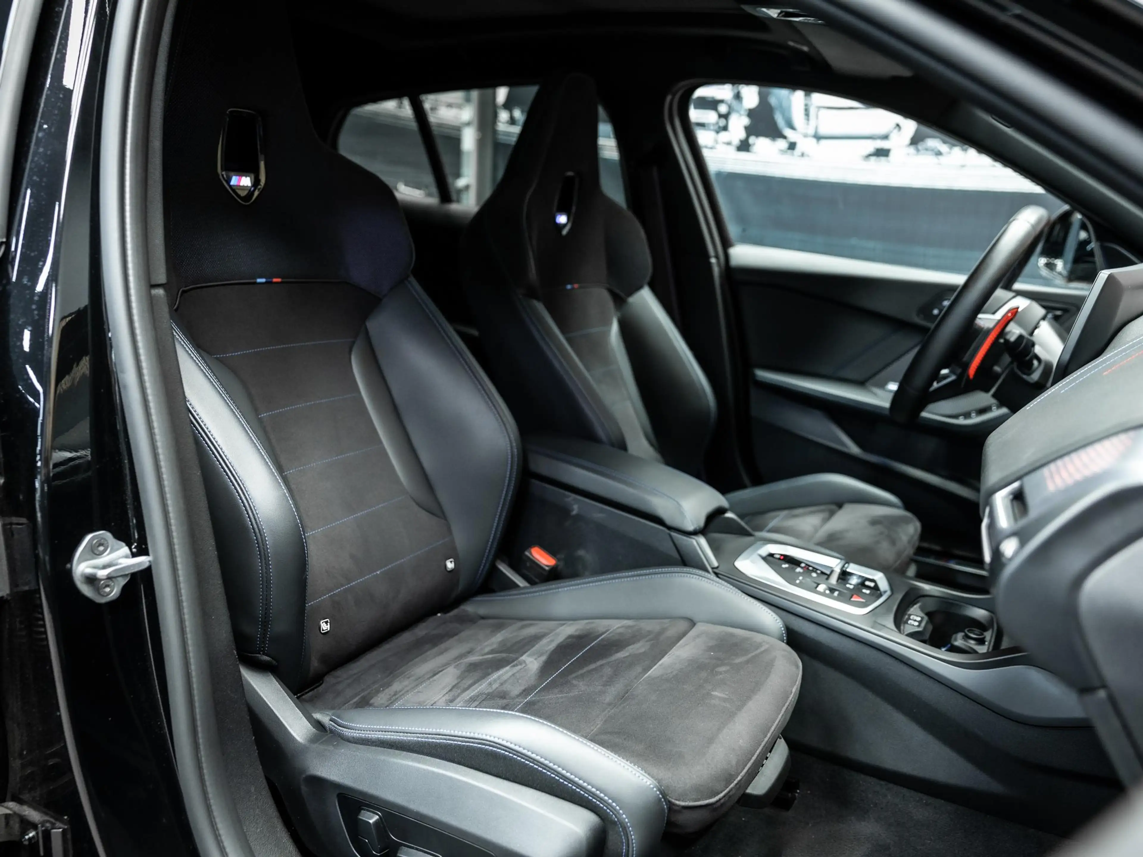 BMW 135 1-serie M135 xDrive Vol uitgevoerde BMW 135i — photo 32