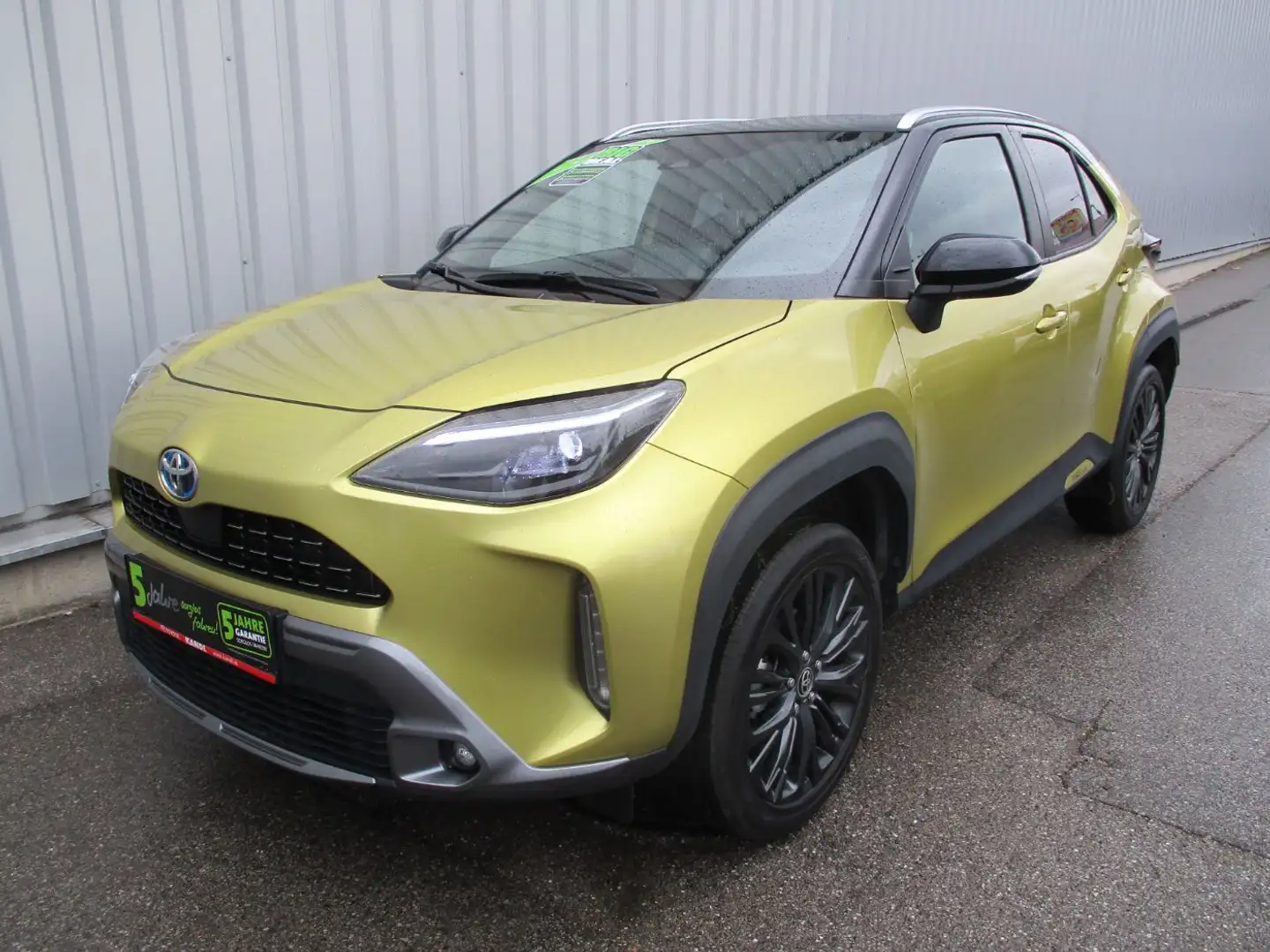 Toyota Yaris Cross 1.5 VVT-i Hybrid Adventure Aut. LED Gold - 2