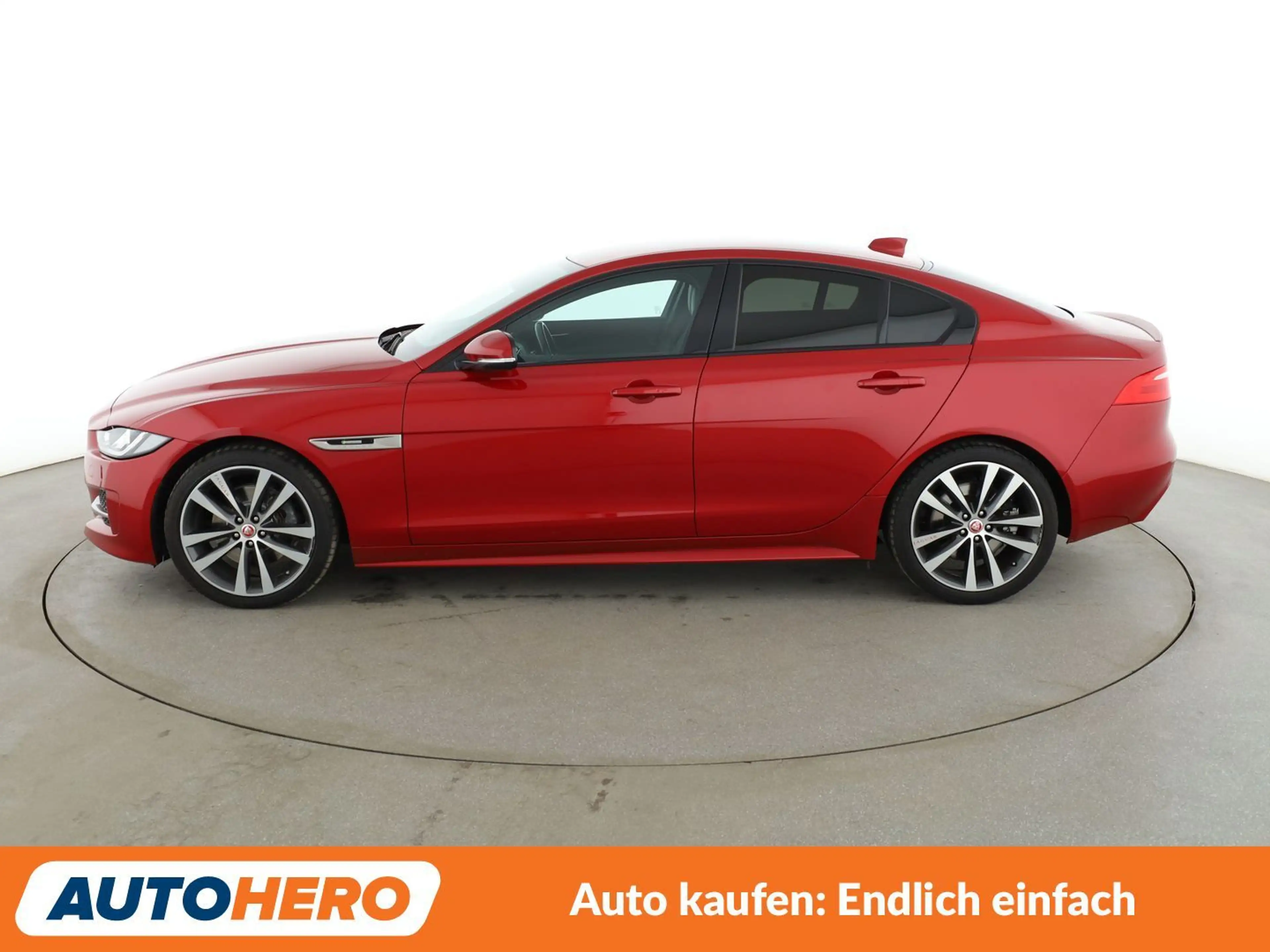 Jaguar XE 25t R-Sport Aut*NAVI*XENON*ACC*CAM*PDC*SHZ* — photo 3