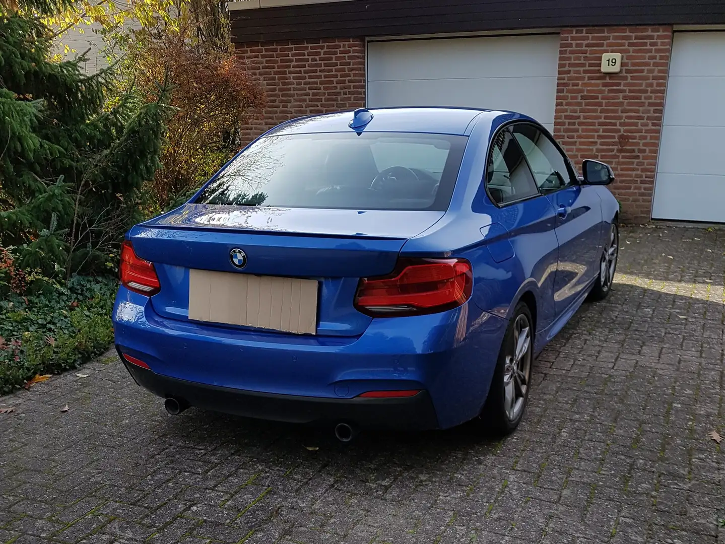 BMW 240 2er Coupe M240i Coupe Sport-Aut. Blau - 2