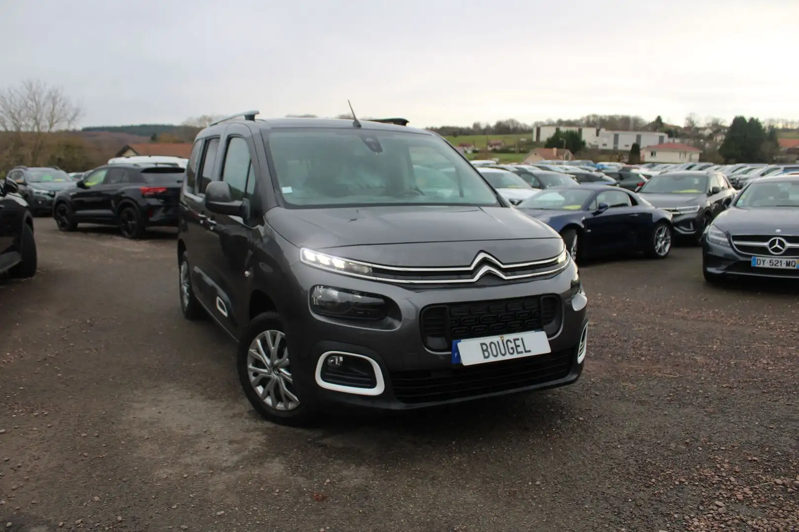 Citroen Berlingo HDI 130 CV SHINE GPS 3D CAMÉRA USB BLUETOOTH TOIT PANO ATTELAGE BOITE AUTO EAT-8 Gris - 1